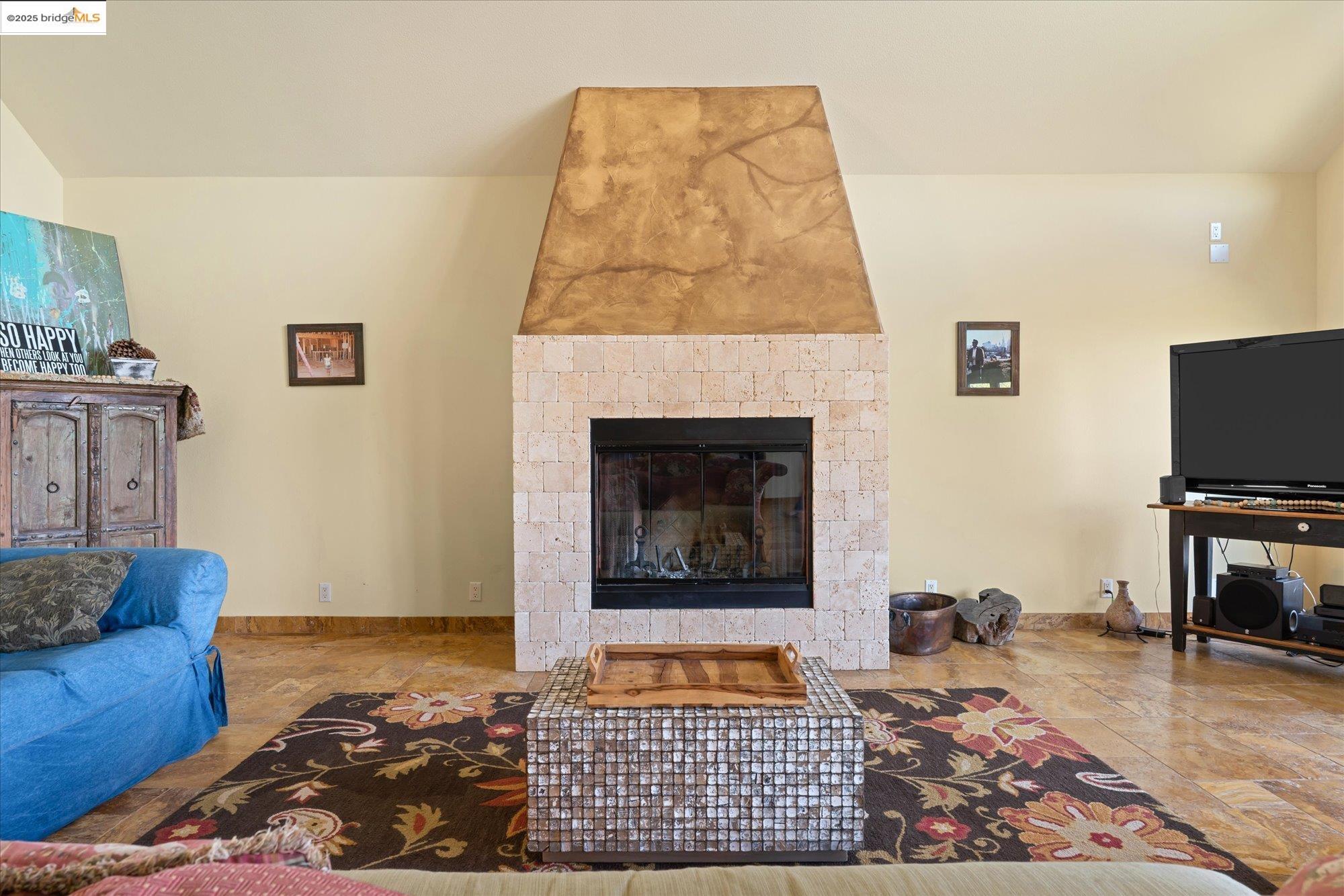 Detail Gallery Image 11 of 47 For 6339 Filly Ln, Angels Camp,  CA 95222 - 4 Beds | 3 Baths