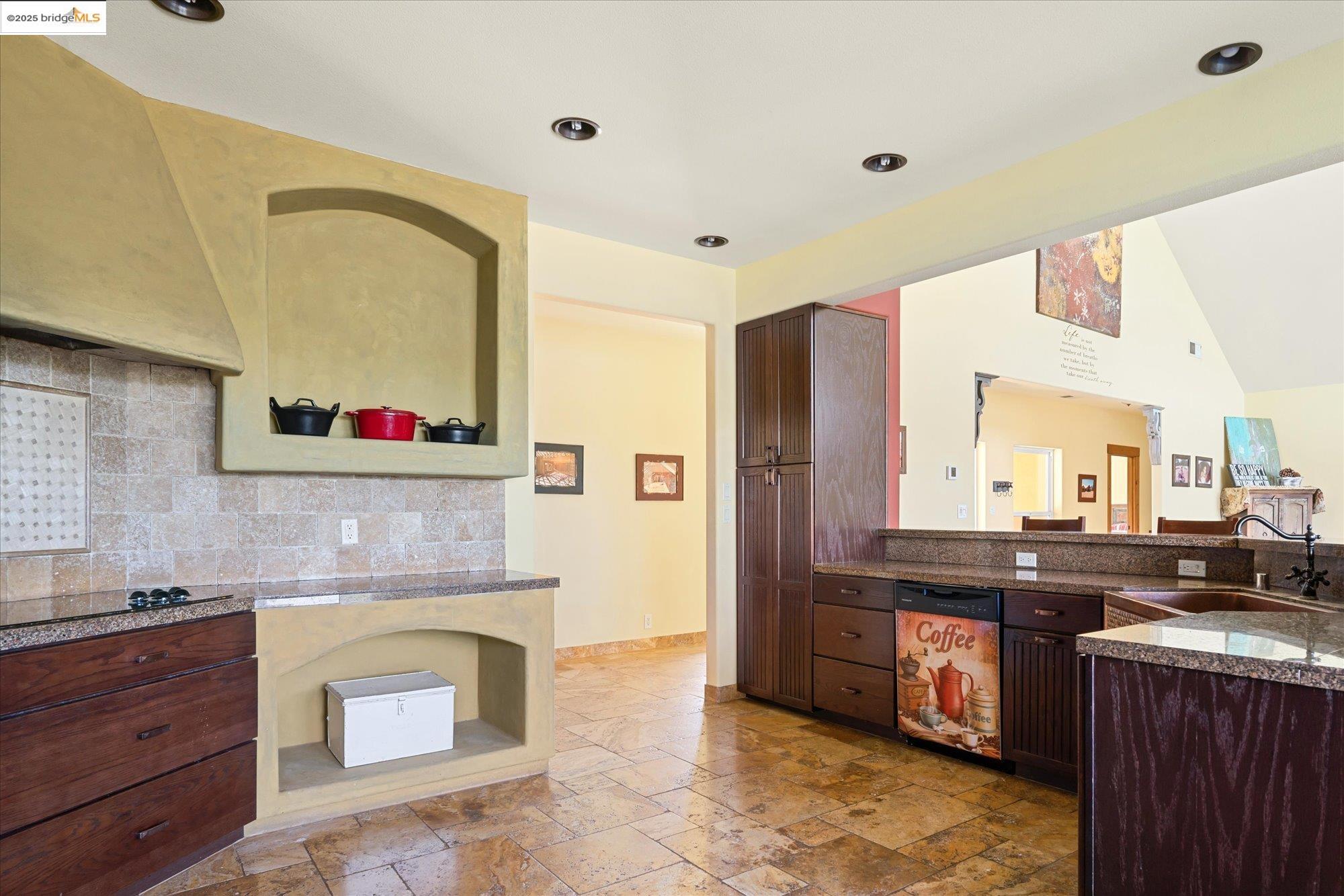 Detail Gallery Image 17 of 47 For 6339 Filly Ln, Angels Camp,  CA 95222 - 4 Beds | 3 Baths