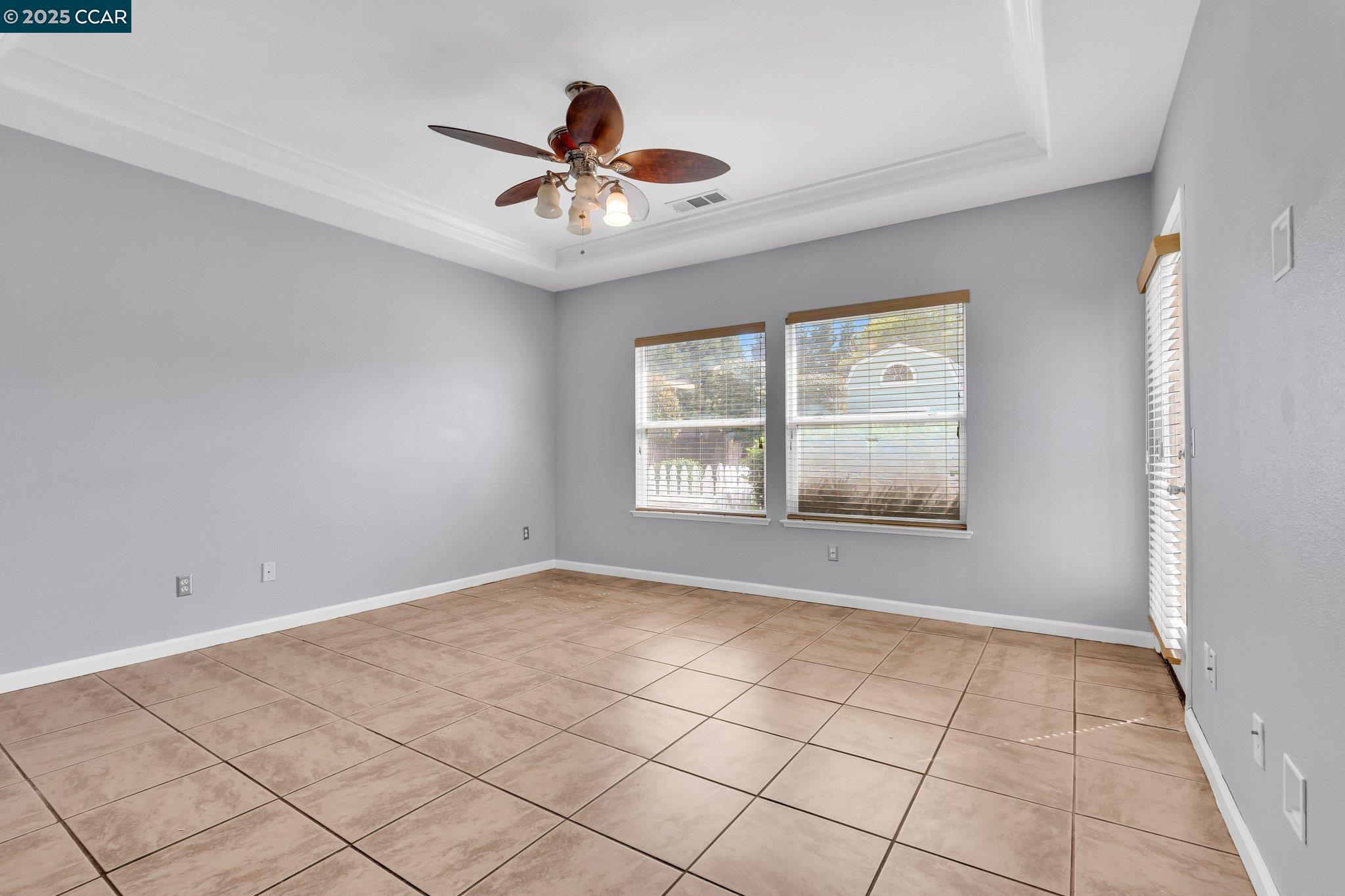 Detail Gallery Image 11 of 28 For 3204 Esser Ct, Modesto,  CA 95355 - 4 Beds | 2 Baths