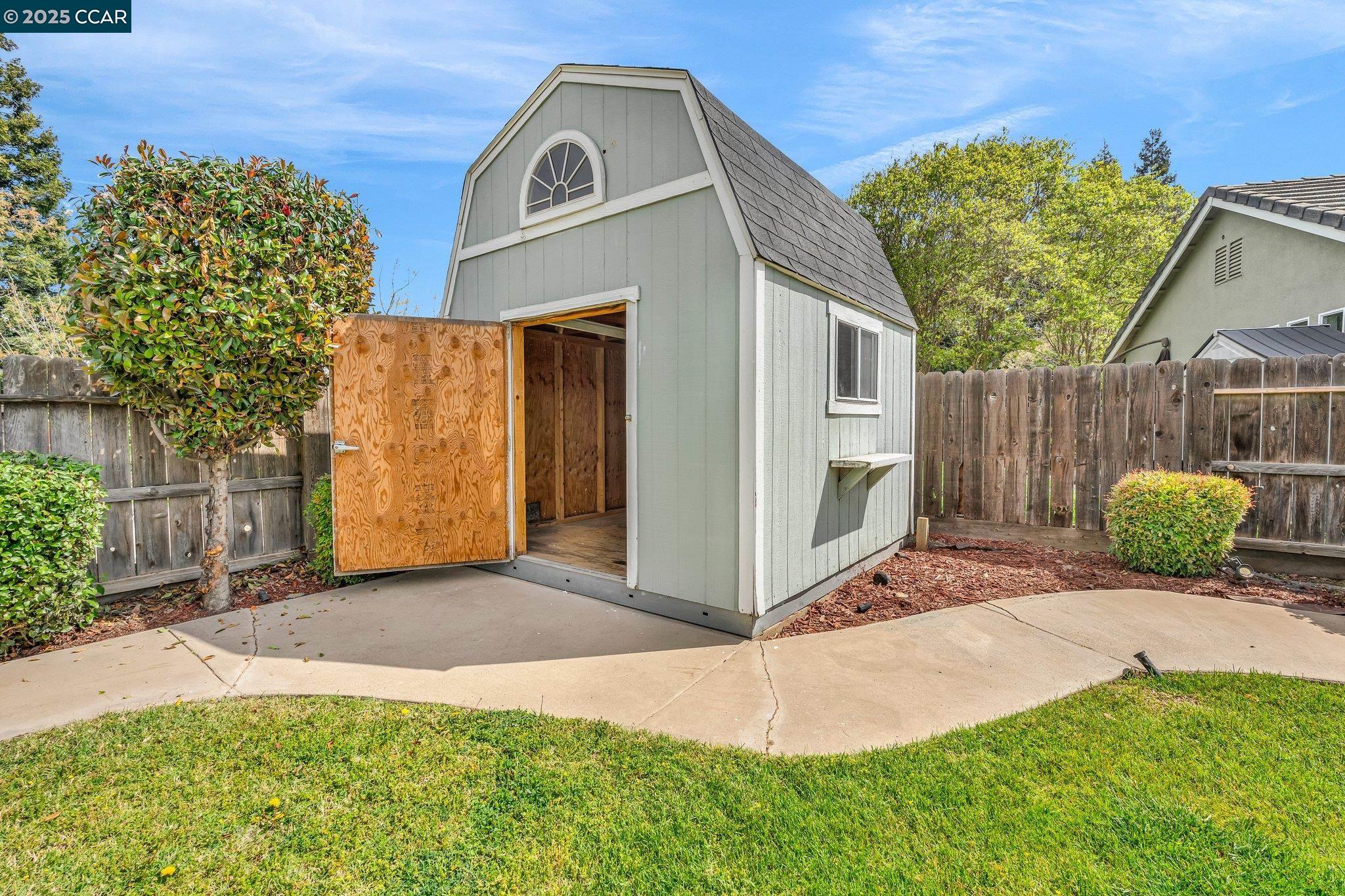 Detail Gallery Image 25 of 28 For 3204 Esser Ct, Modesto,  CA 95355 - 4 Beds | 2 Baths