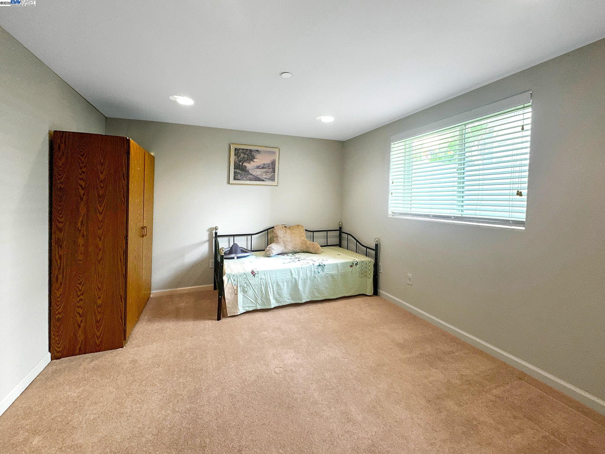 Detail Gallery Image 18 of 20 For 2828 10th St, San Pablo,  CA 94806 - 3 Beds | 2/1 Baths