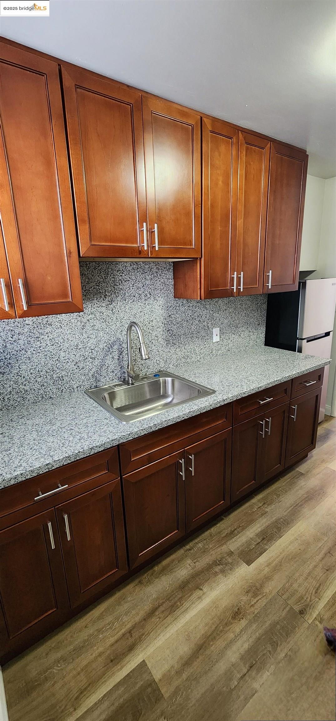 Detail Gallery Image 11 of 13 For 220 Lafayette Ave #2,  San Leandro,  CA 94577 - 1 Beds | 1 Baths