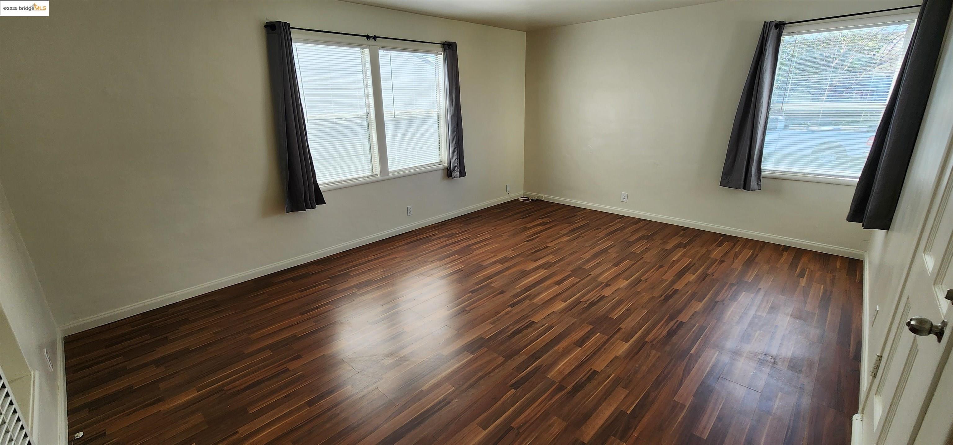 Detail Gallery Image 3 of 13 For 220 Lafayette Ave #2,  San Leandro,  CA 94577 - 1 Beds | 1 Baths