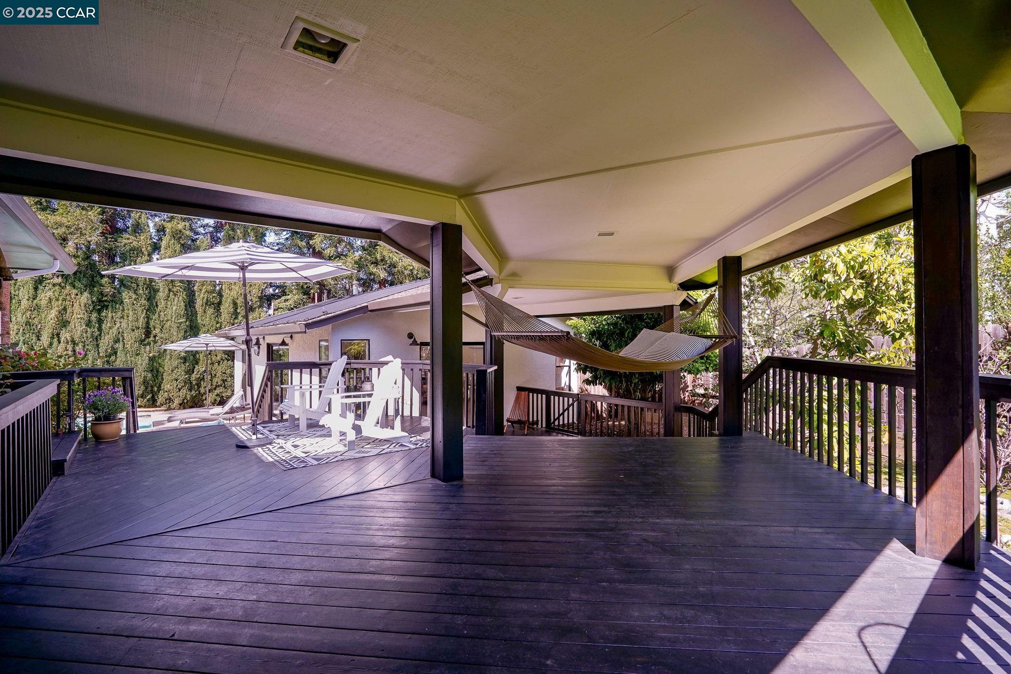 Detail Gallery Image 28 of 47 For 4421 Canyon Way, Martinez,  CA 94553-3727 - 3 Beds | 3 Baths