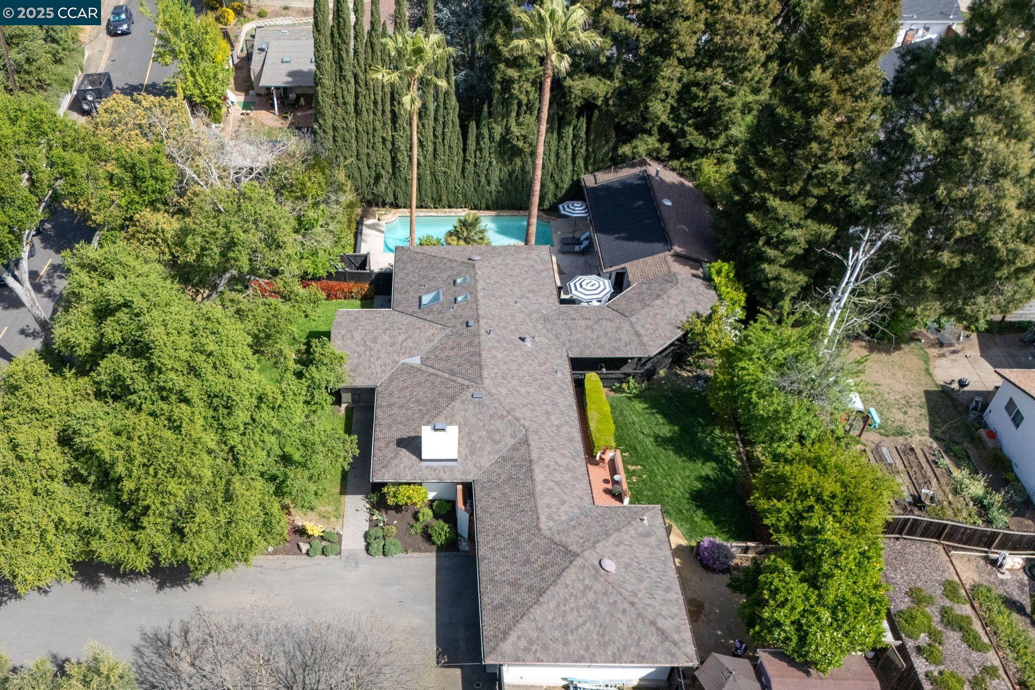 Detail Gallery Image 43 of 47 For 4421 Canyon Way, Martinez,  CA 94553-3727 - 3 Beds | 3 Baths