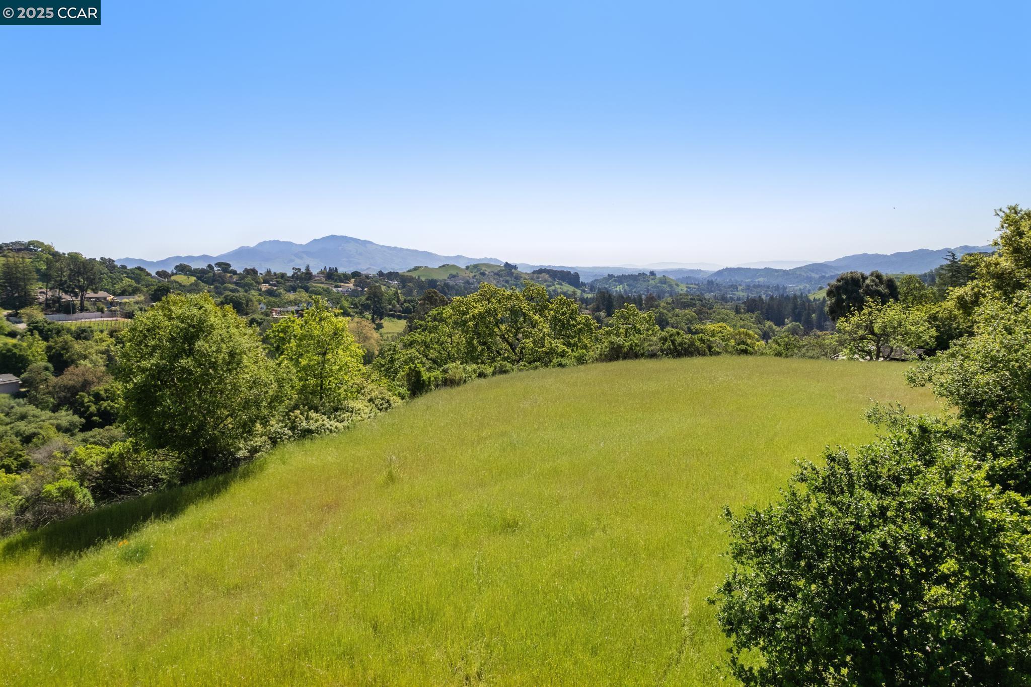 property-img