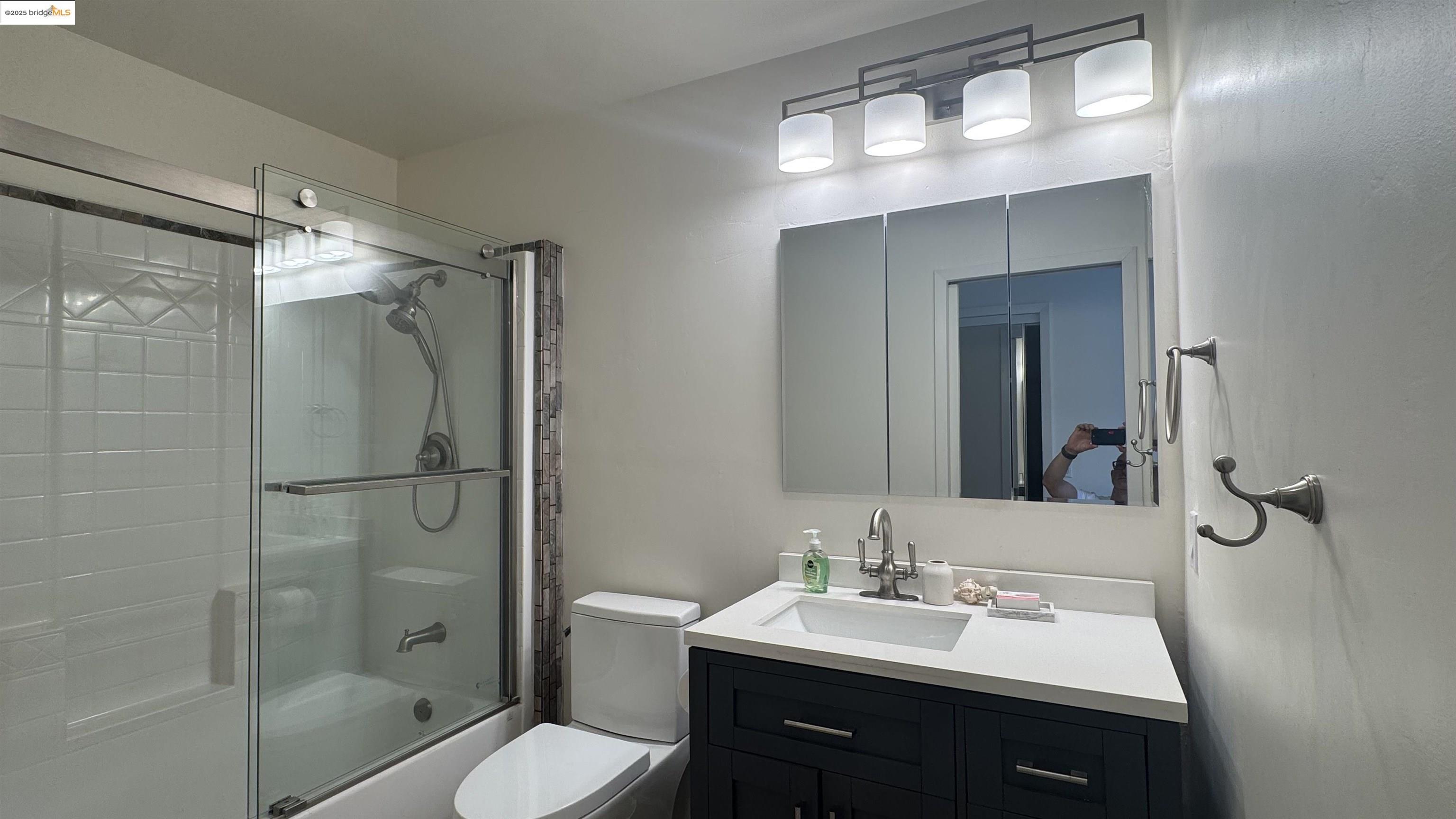 Detail Gallery Image 13 of 15 For Old Sonoma Rd, Napa,  CA 94558 - 2 Beds | 1 Baths