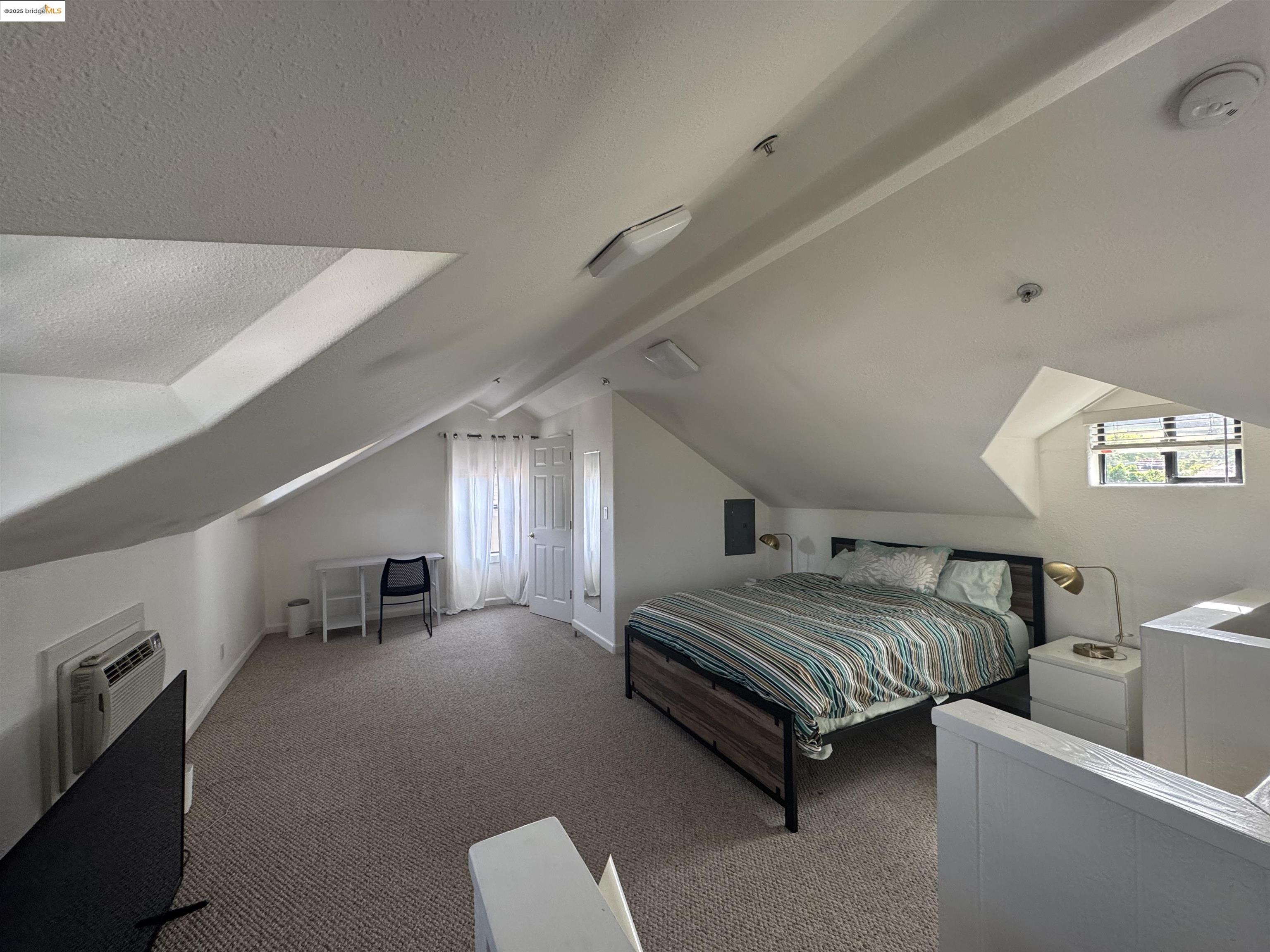 Detail Gallery Image 8 of 15 For Old Sonoma Rd, Napa,  CA 94558 - 2 Beds | 1 Baths