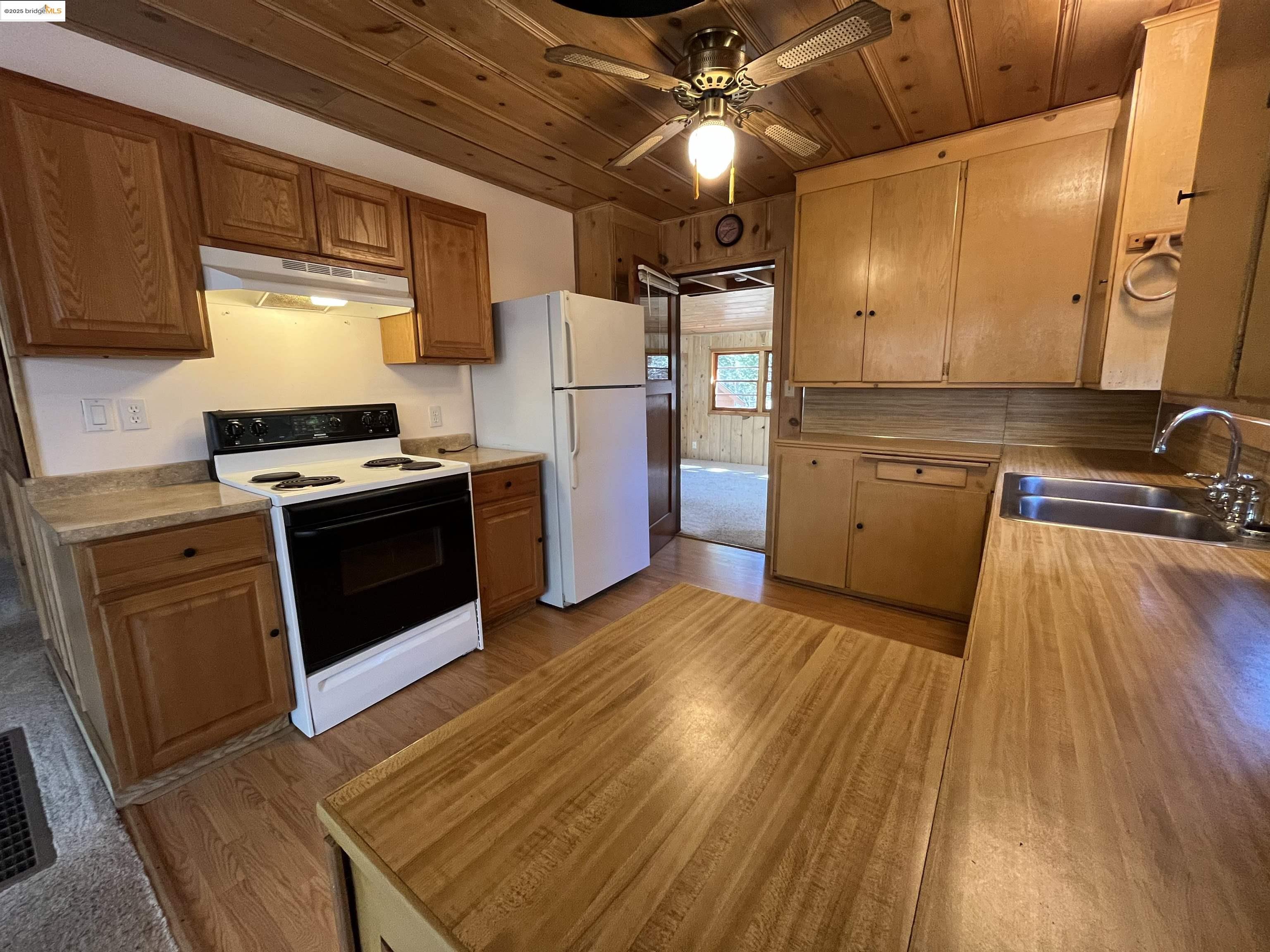 Detail Gallery Image 11 of 45 For 18545 Mono Pass, Twain Harte,  CA 95383-9429 - 3 Beds | 2/1 Baths