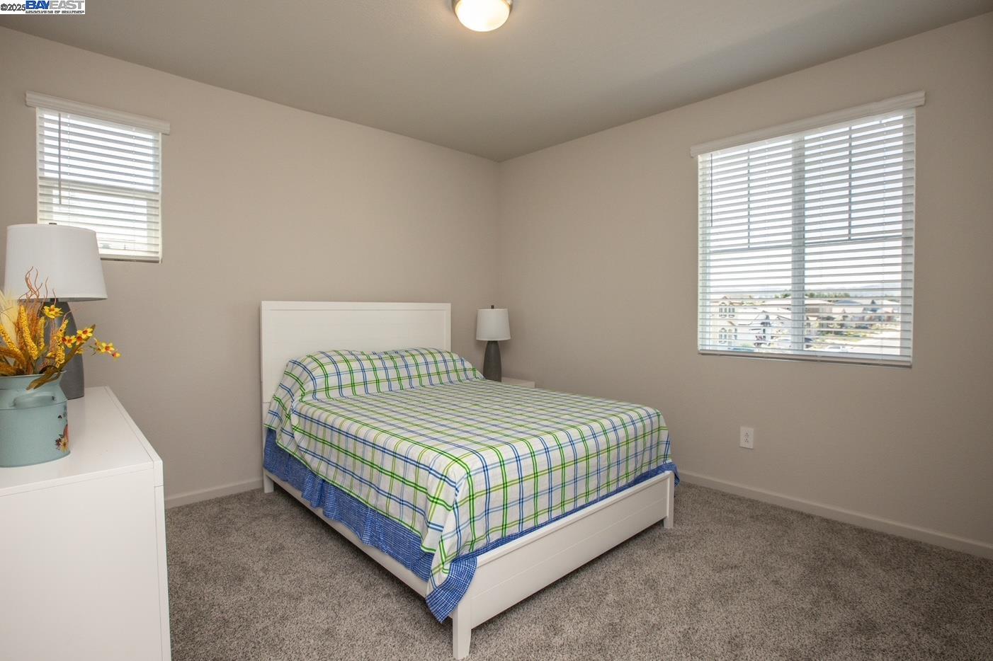 Detail Gallery Image 12 of 25 For 5461 Oneida Way, Antioch,  CA 94531 - 4 Beds | 3 Baths