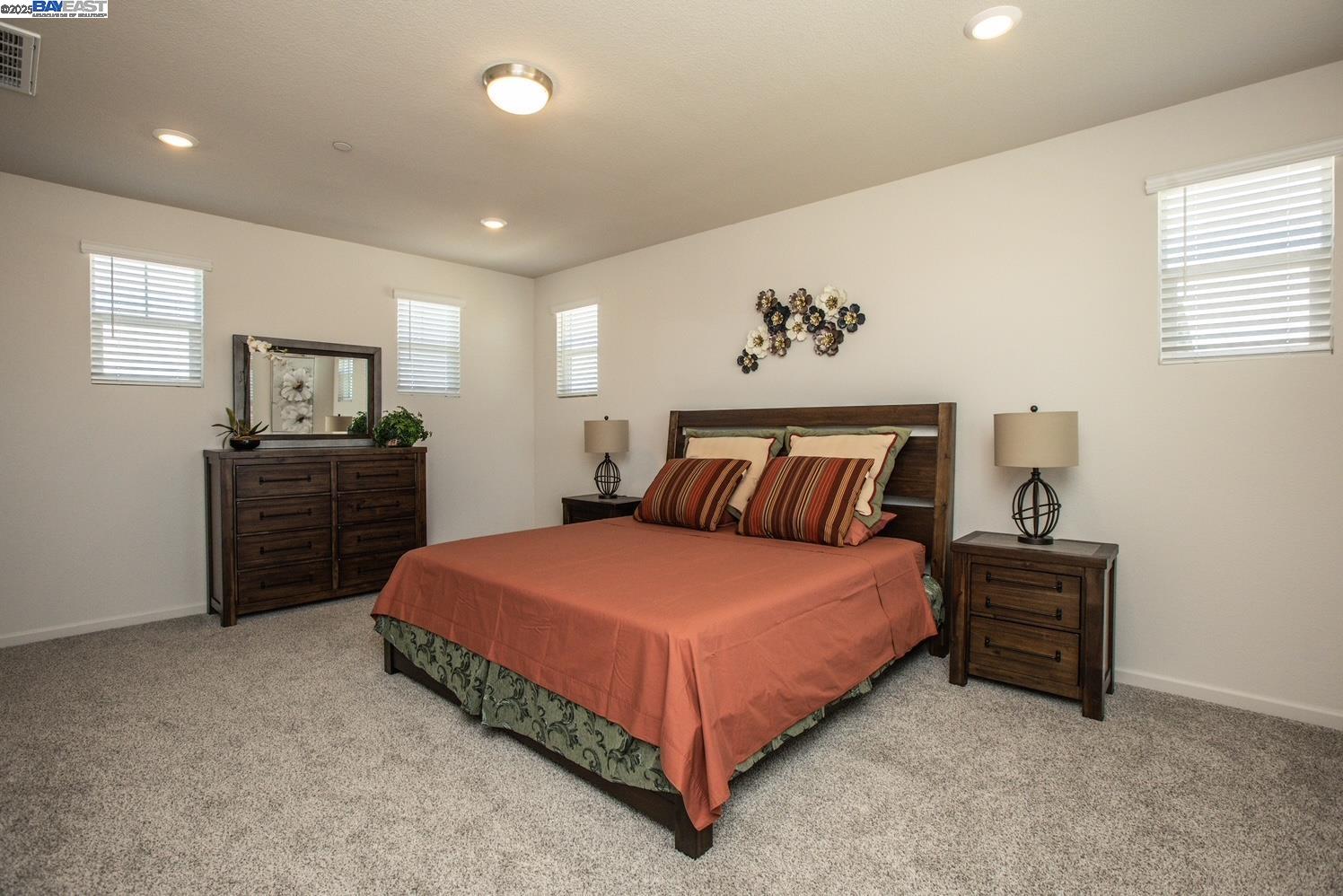 Detail Gallery Image 19 of 25 For 5461 Oneida Way, Antioch,  CA 94531 - 4 Beds | 3 Baths