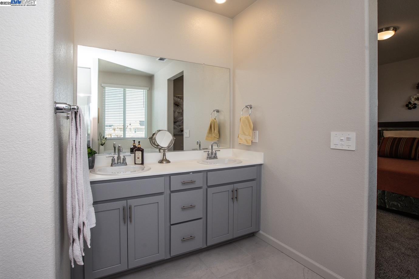 Detail Gallery Image 22 of 25 For 5461 Oneida Way, Antioch,  CA 94531 - 4 Beds | 3 Baths