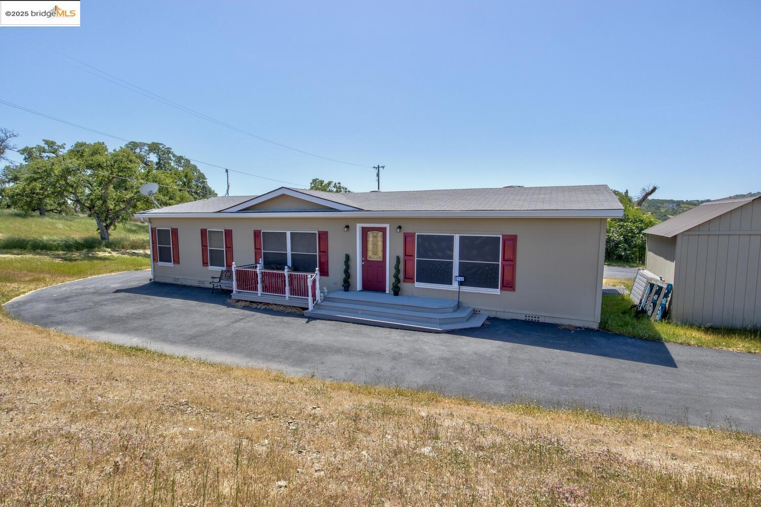 Detail Gallery Image 1 of 59 For 2162 Zarzamora, La Grange,  CA 95329 - 3 Beds | 2 Baths