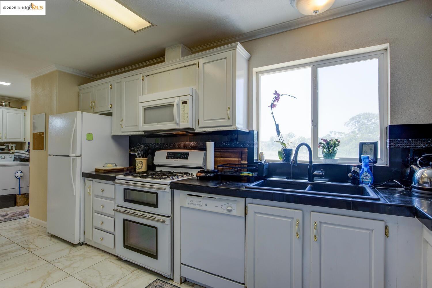 Detail Gallery Image 18 of 59 For 2162 Zarzamora, La Grange,  CA 95329 - 3 Beds | 2 Baths
