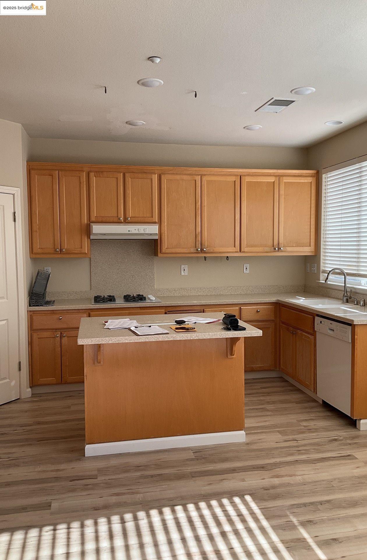 760 WATERVILLE DRIVE, Brentwood, California 94513, 4 Bedrooms Bedrooms, 9 Rooms Rooms,3 BathroomsBathrooms,Residential Lease,For Rent,760 WATERVILLE DRIVE,41093266