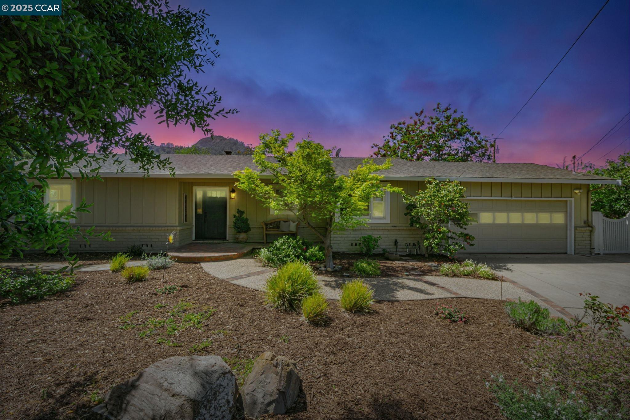 Detail Gallery Image 1 of 59 For 144 Widmar Pl, Clayton,  CA 94517 - 4 Beds | 2/1 Baths