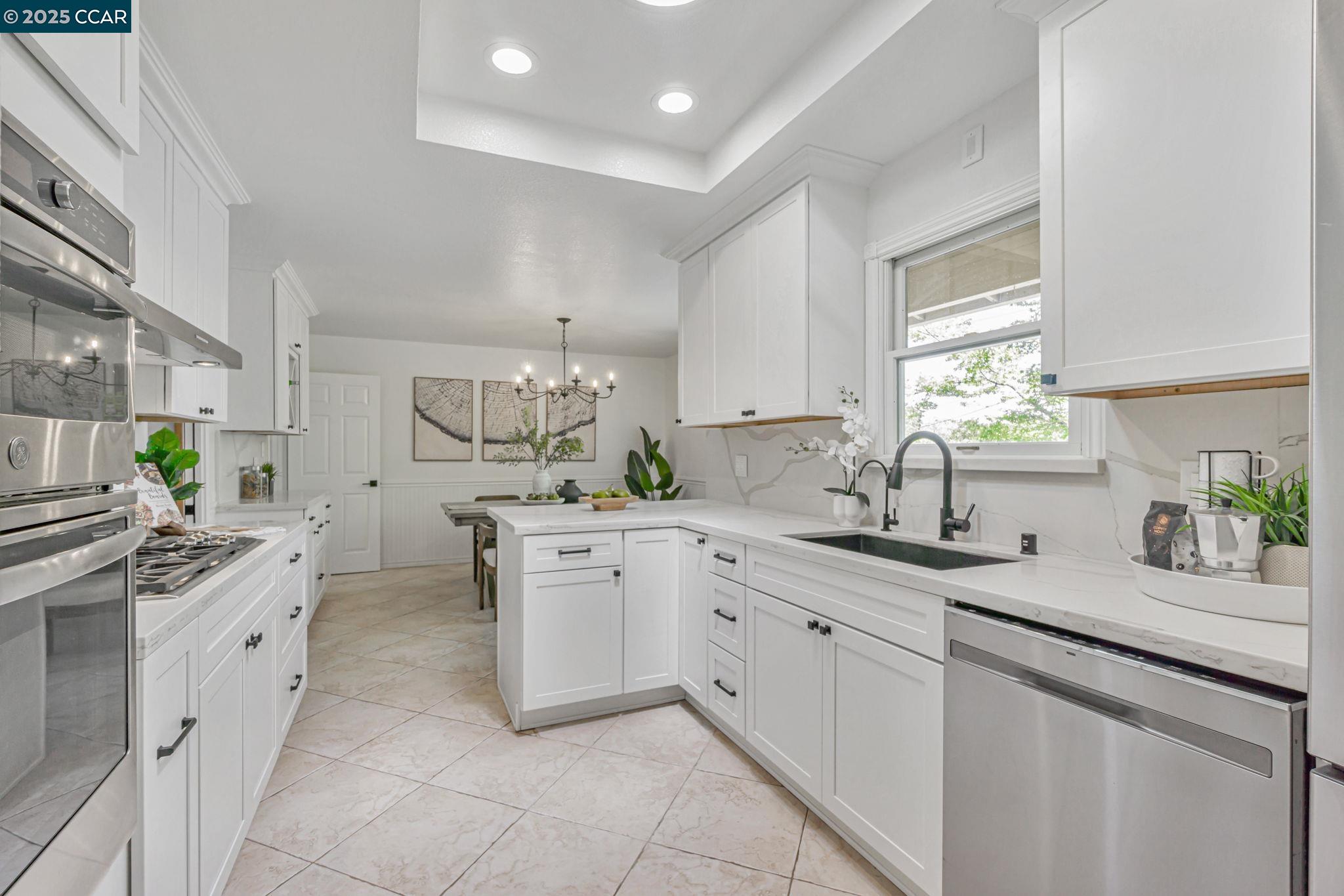 Detail Gallery Image 15 of 59 For 144 Widmar Pl, Clayton,  CA 94517 - 4 Beds | 2/1 Baths