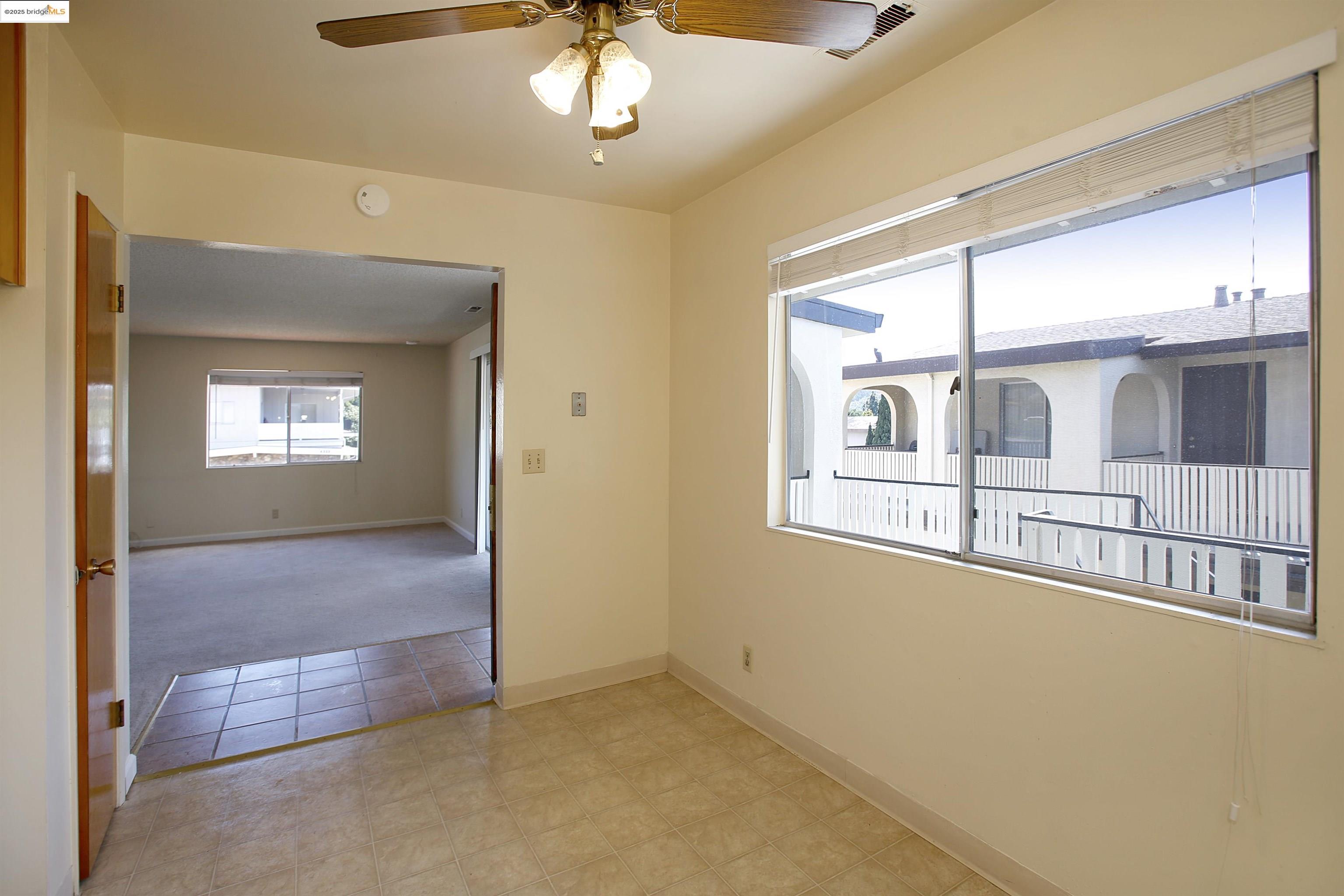 Detail Gallery Image 5 of 25 For 4336 Rilea Way, Oakland,  CA 94605 - – Beds | – Baths