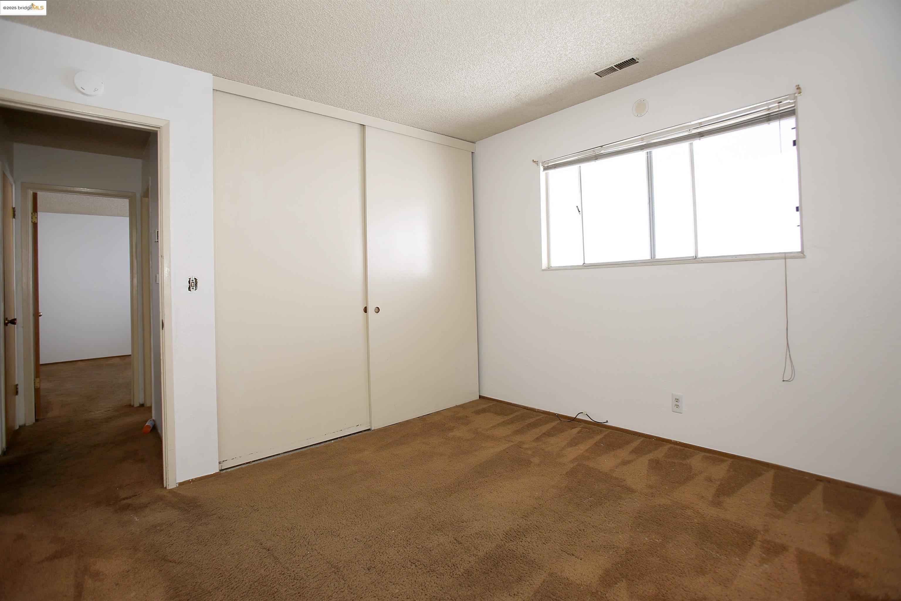 Detail Gallery Image 9 of 25 For 4336 Rilea Way, Oakland,  CA 94605 - – Beds | – Baths