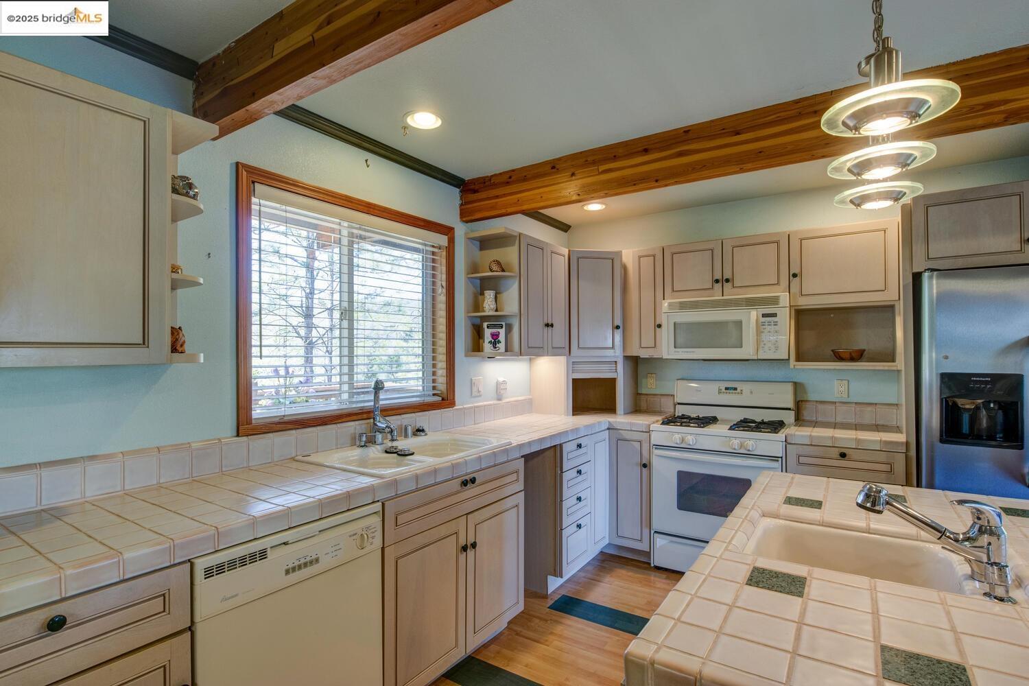 Detail Gallery Image 15 of 47 For 9413 Ponderosa, Coulterville,  CA 95311 - 3 Beds | 2 Baths