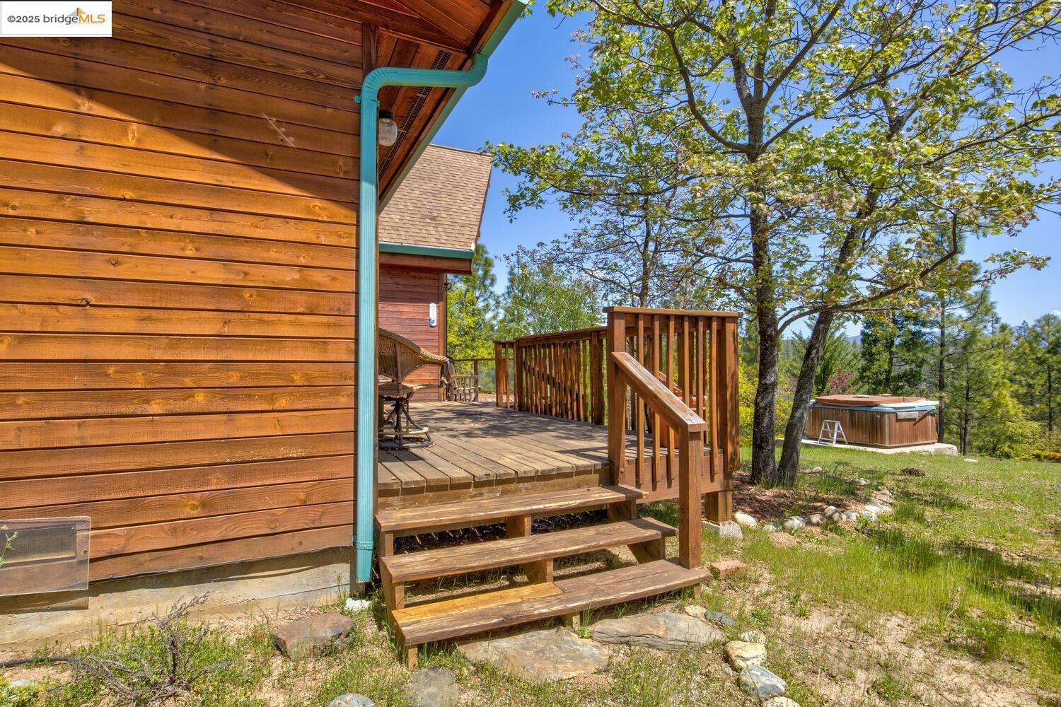 Detail Gallery Image 3 of 47 For 9413 Ponderosa, Coulterville,  CA 95311 - 3 Beds | 2 Baths