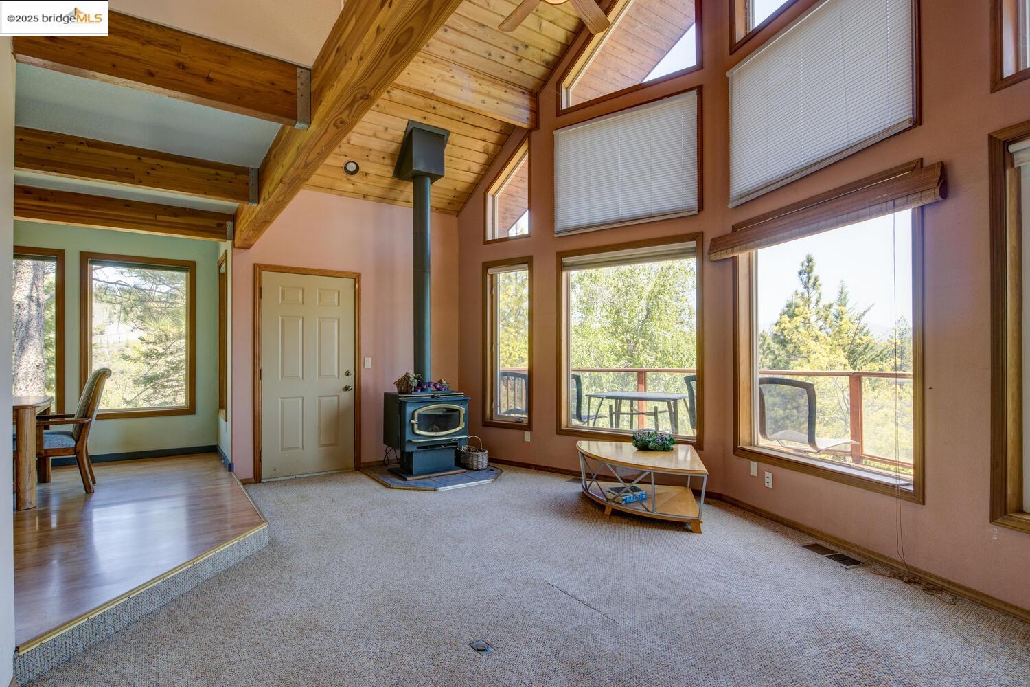 Detail Gallery Image 6 of 47 For 9413 Ponderosa, Coulterville,  CA 95311 - 3 Beds | 2 Baths