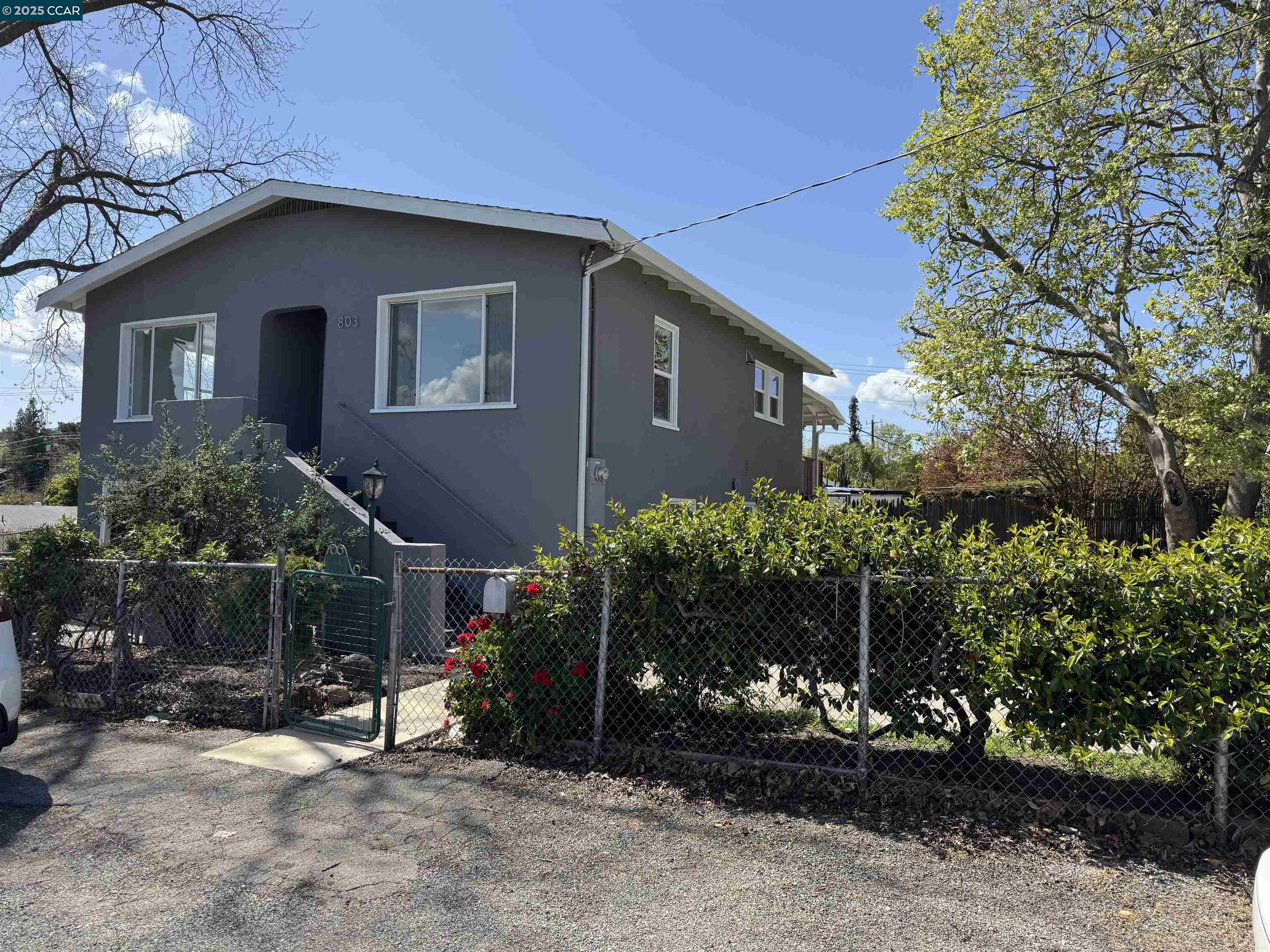 803 Vine Ave, Martinez, California 94553, 3 Bedrooms Bedrooms, 7 Rooms Rooms,2 BathroomsBathrooms,Residential Lease,For Rent,803 Vine Ave,41093281
