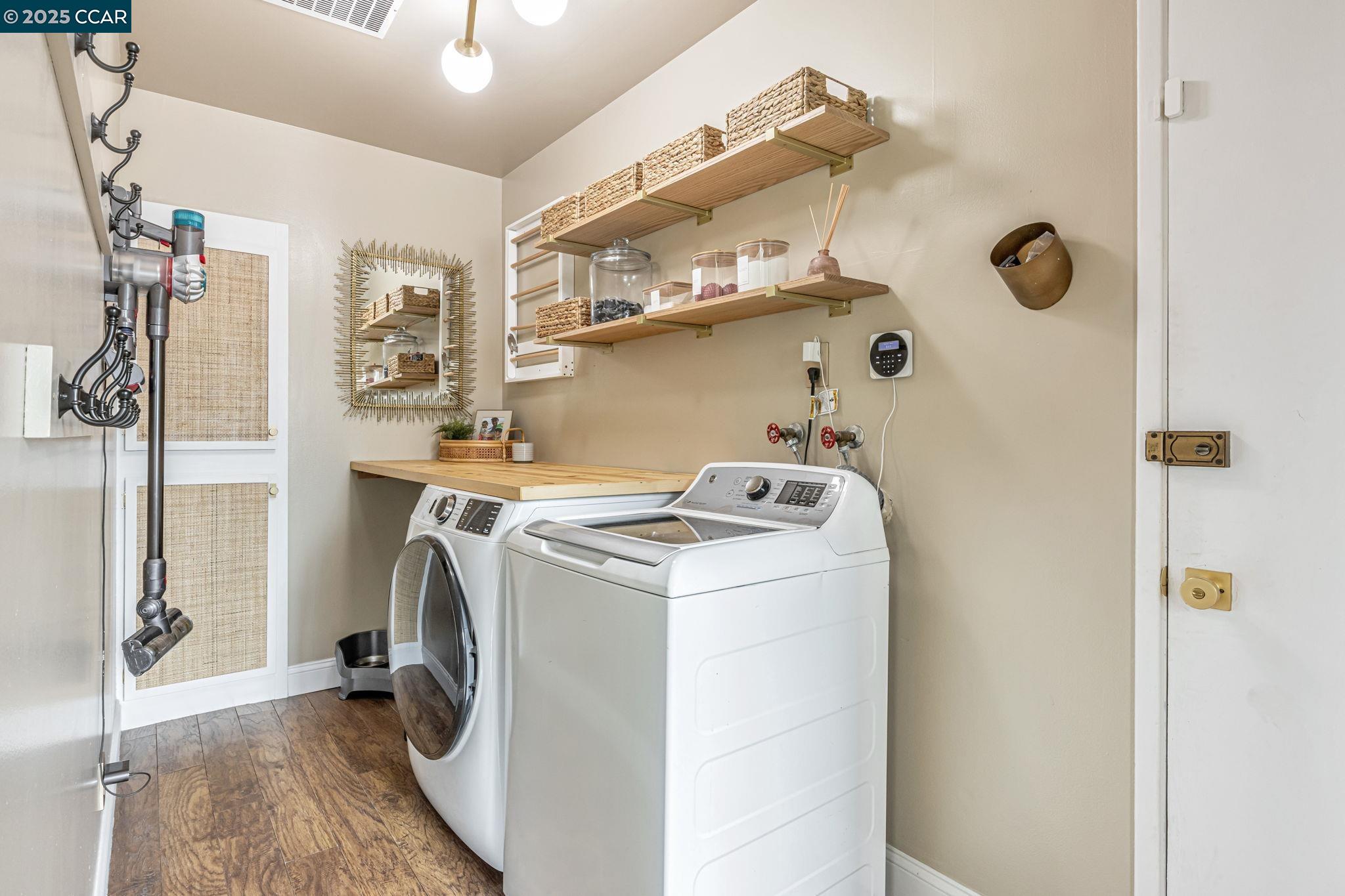 Detail Gallery Image 23 of 56 For 2444 Aarles Ct, Walnut Creek,  CA 94598 - 5 Beds | 2/1 Baths