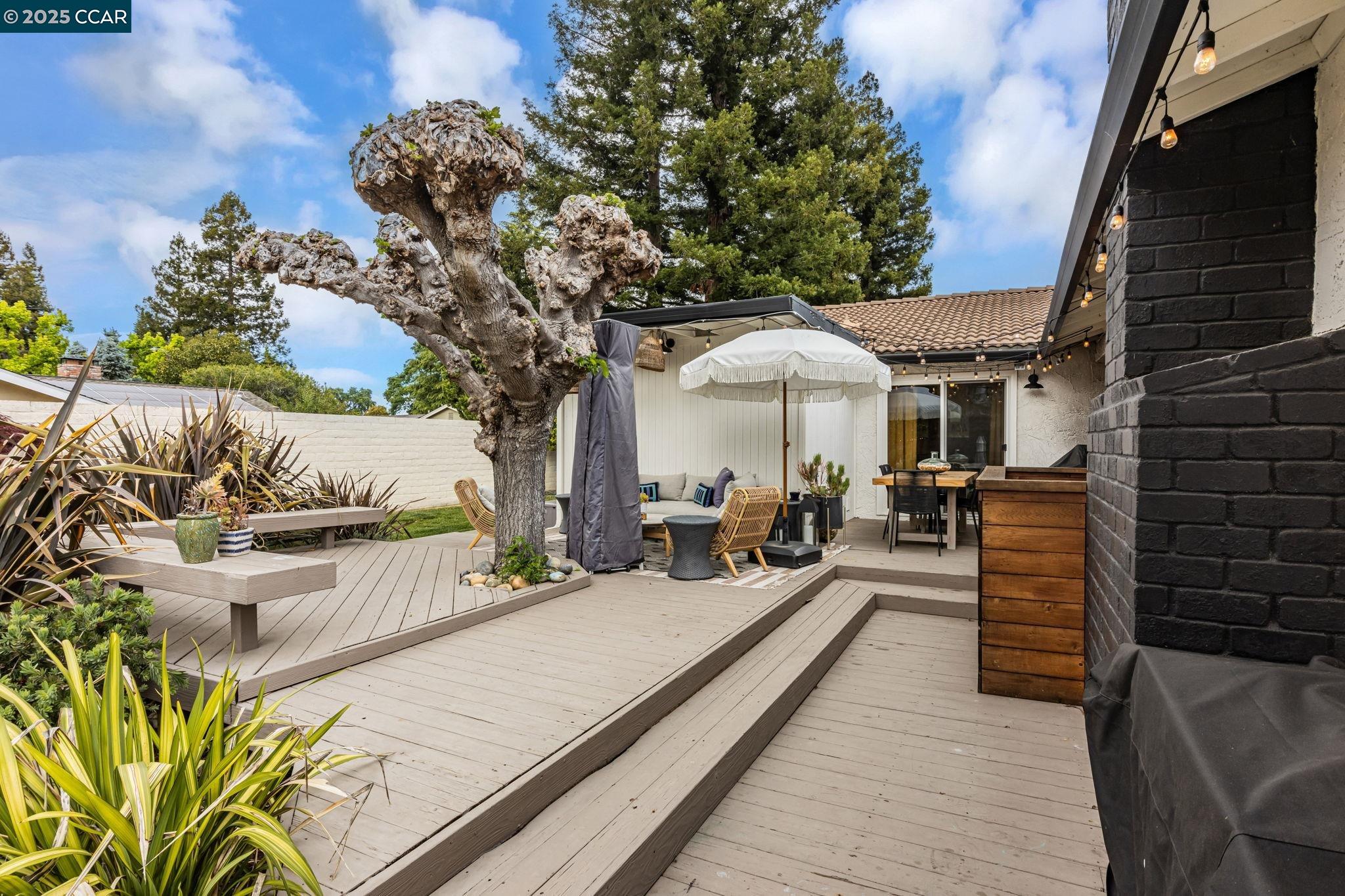 Detail Gallery Image 50 of 56 For 2444 Aarles Ct, Walnut Creek,  CA 94598 - 5 Beds | 2/1 Baths