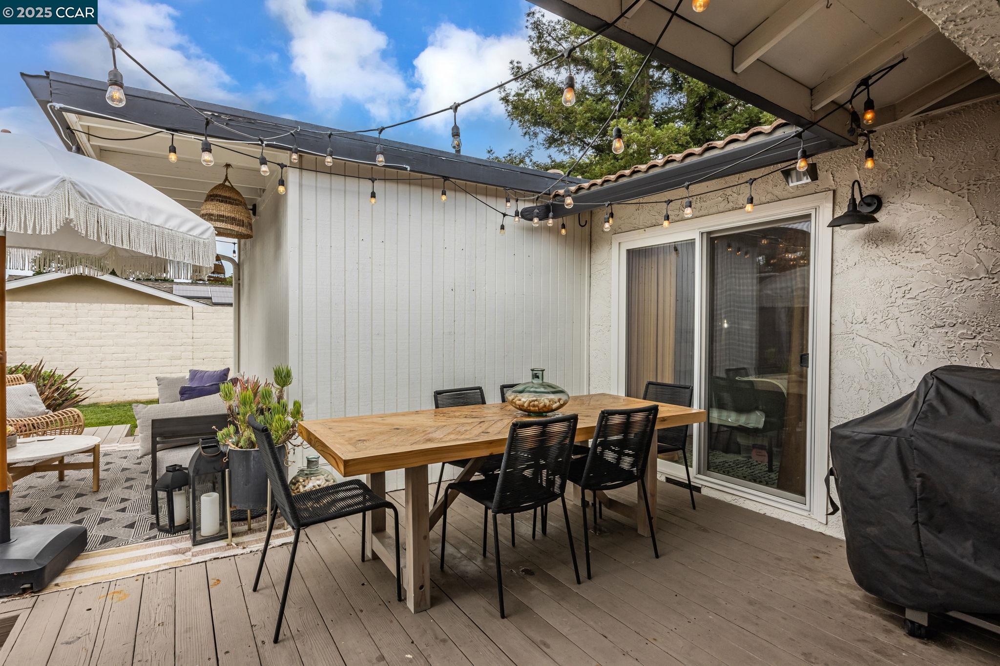 Detail Gallery Image 52 of 56 For 2444 Aarles Ct, Walnut Creek,  CA 94598 - 5 Beds | 2/1 Baths