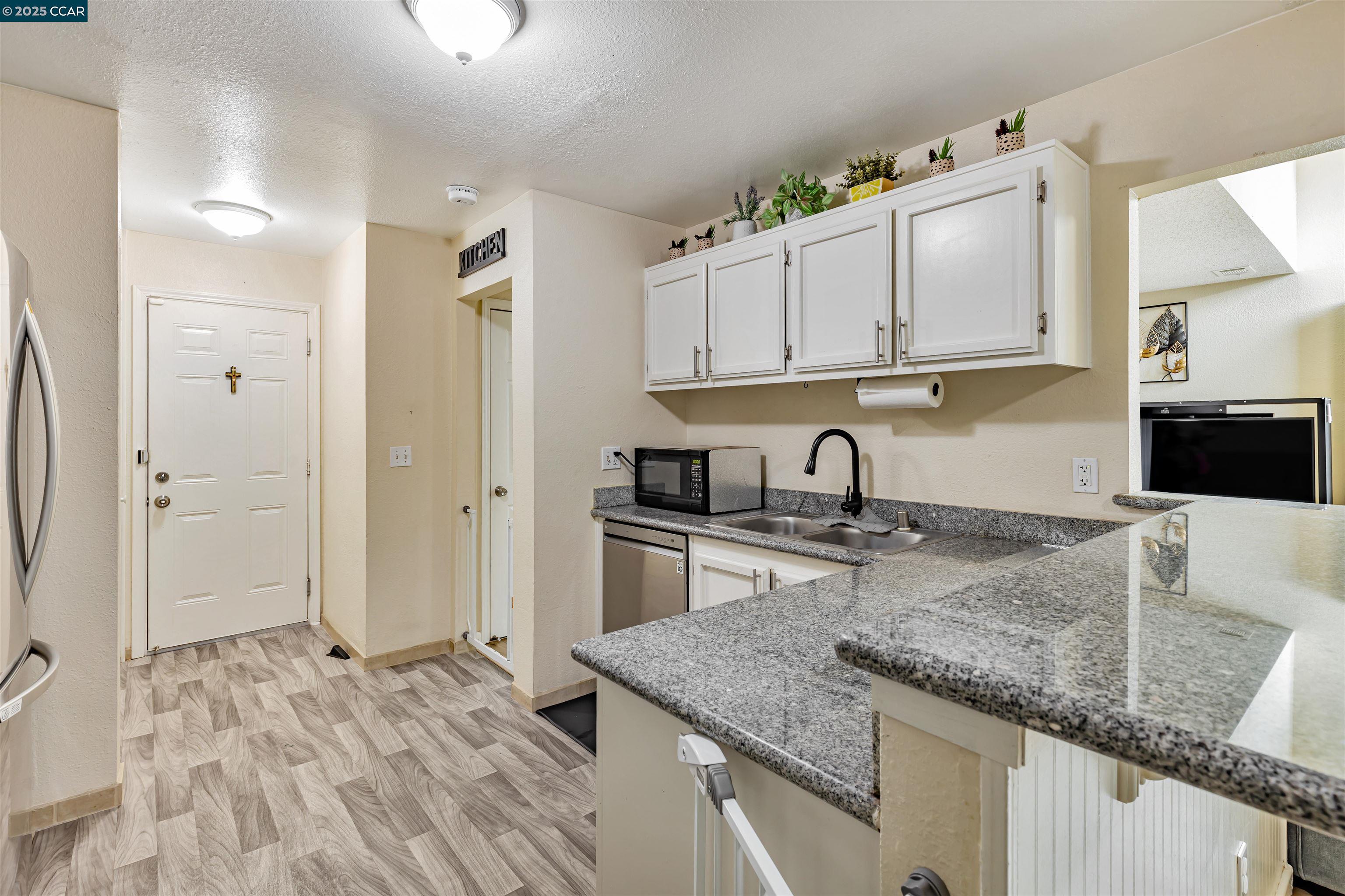 Detail Gallery Image 34 of 45 For 4301 Beechnut Ln, Oakley,  CA 94561 - 3 Beds | 2/1 Baths