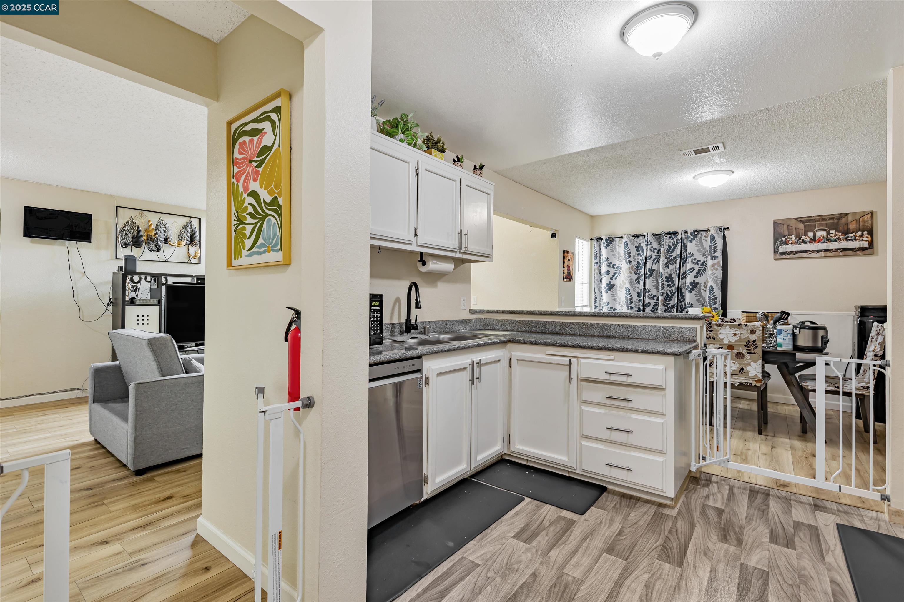 Detail Gallery Image 35 of 45 For 4301 Beechnut Ln, Oakley,  CA 94561 - 3 Beds | 2/1 Baths