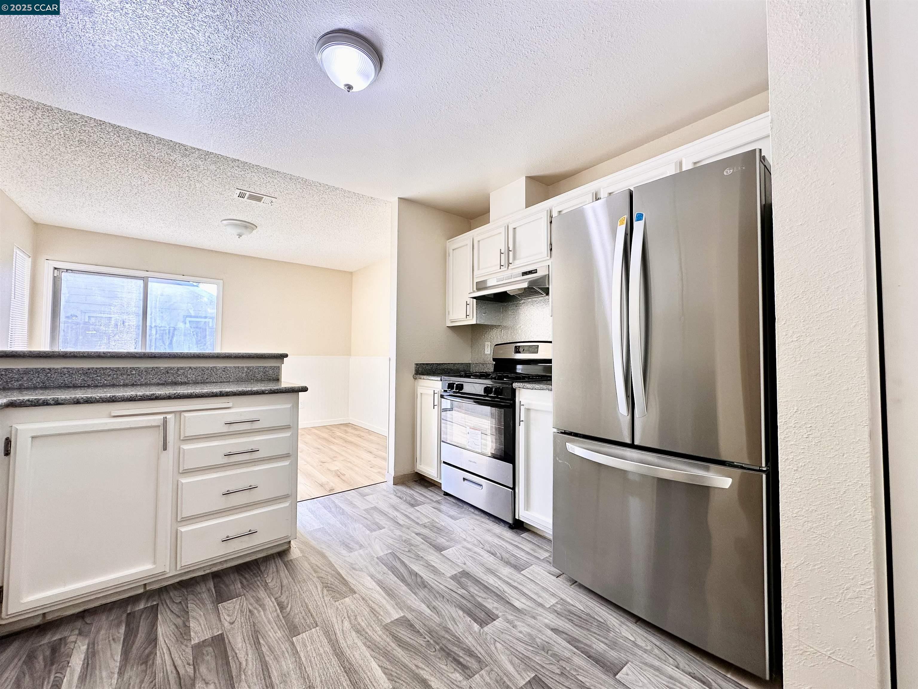 Detail Gallery Image 8 of 45 For 4301 Beechnut Ln, Oakley,  CA 94561 - 3 Beds | 2/1 Baths