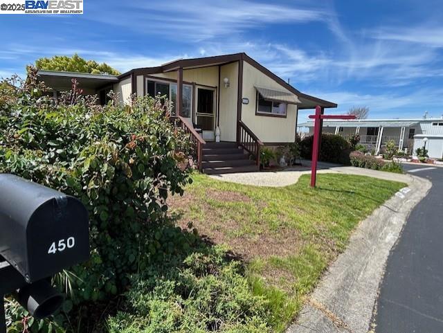Detail Gallery Image 1 of 1 For 450 Santa Monica #450,  San Leandro,  CA 94579 - 2 Beds | 2 Baths