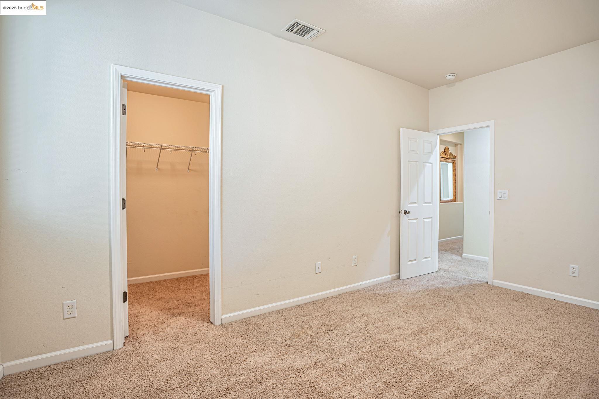 Detail Gallery Image 22 of 52 For 1319 Teal Hollow Dr, Yuba City,  CA 95993 - 5 Beds | 3 Baths