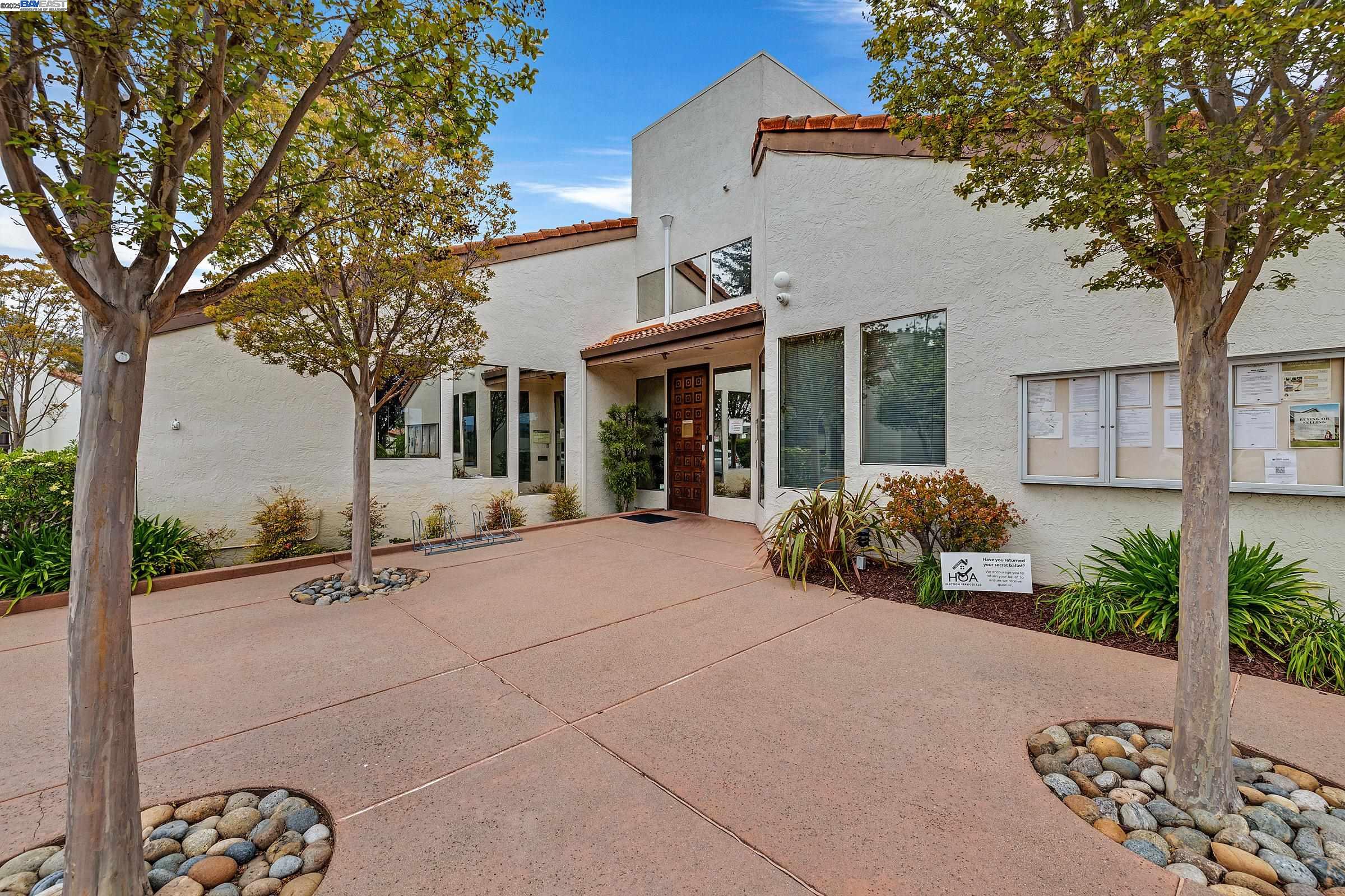 Detail Gallery Image 14 of 26 For 21109 Gary Dr #209,  Hayward,  CA 94546 - 1 Beds | 1 Baths