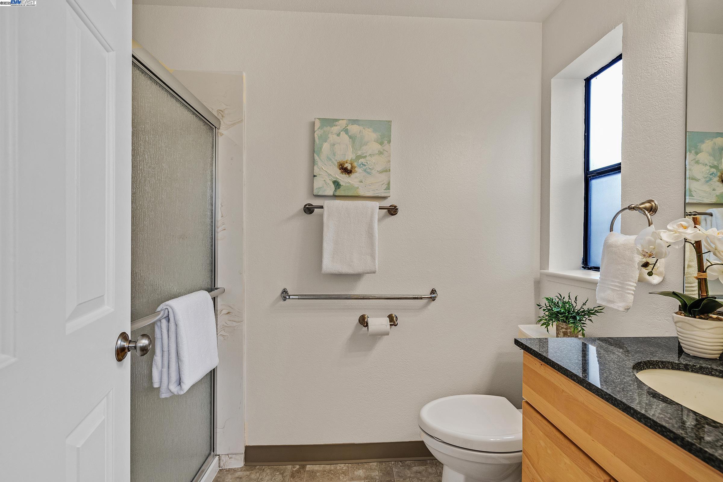 Detail Gallery Image 9 of 26 For 21109 Gary Dr #209,  Hayward,  CA 94546 - 1 Beds | 1 Baths