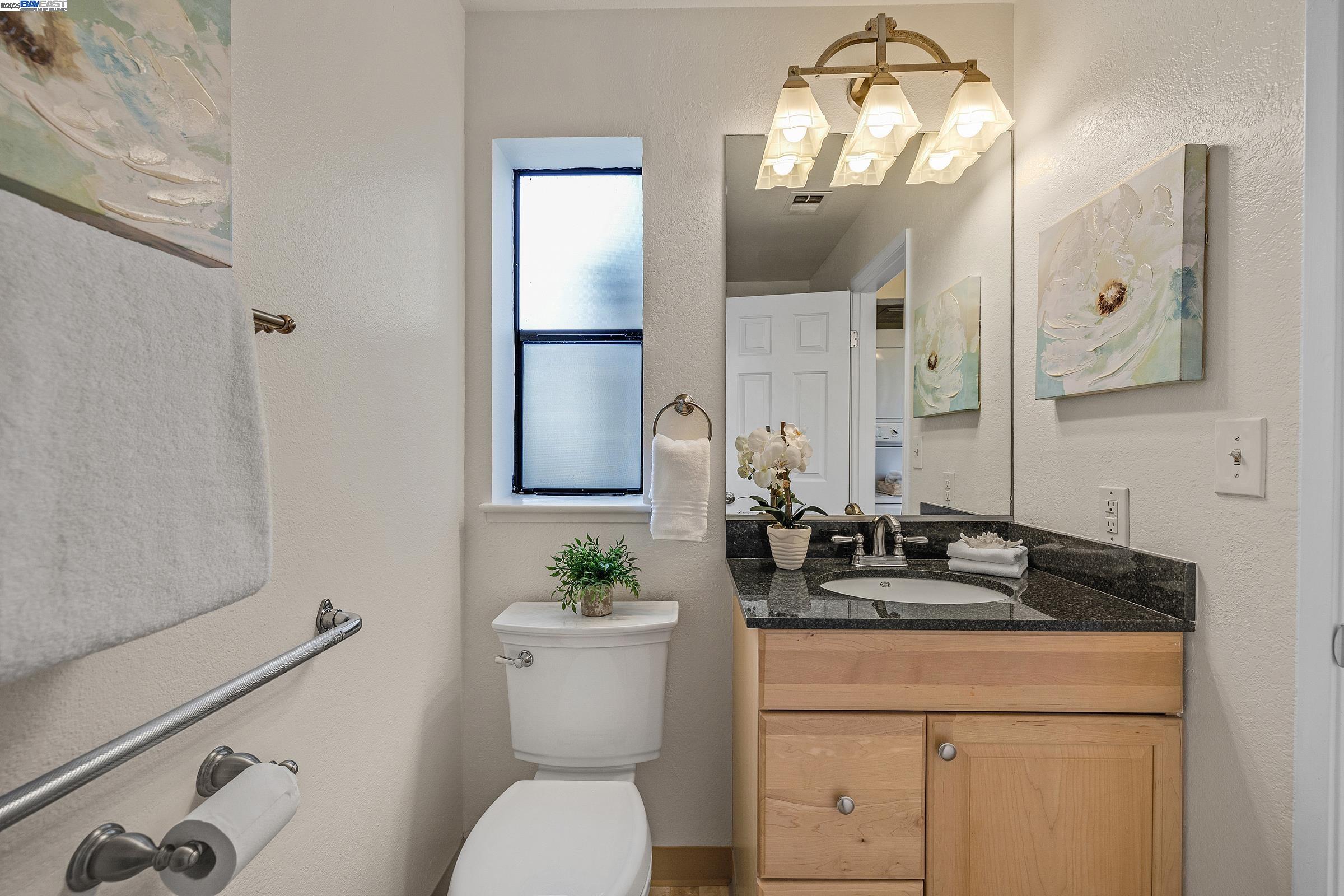 Detail Gallery Image 10 of 26 For 21109 Gary Dr #209,  Hayward,  CA 94546 - 1 Beds | 1 Baths