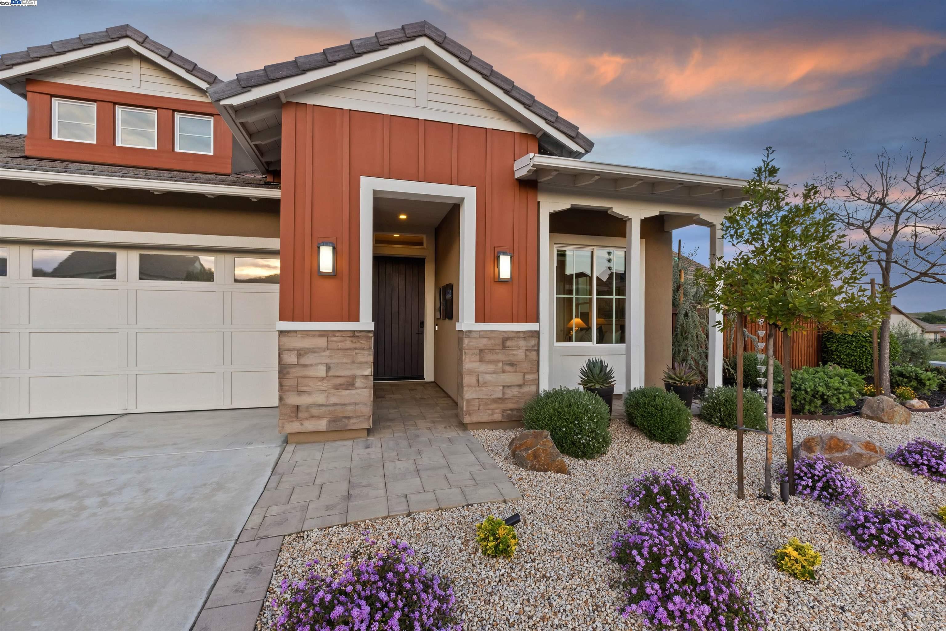 Detail Gallery Image 2 of 58 For 1835 Riesling Cir, Brentwood,  CA 94513 - 2 Beds | 2 Baths