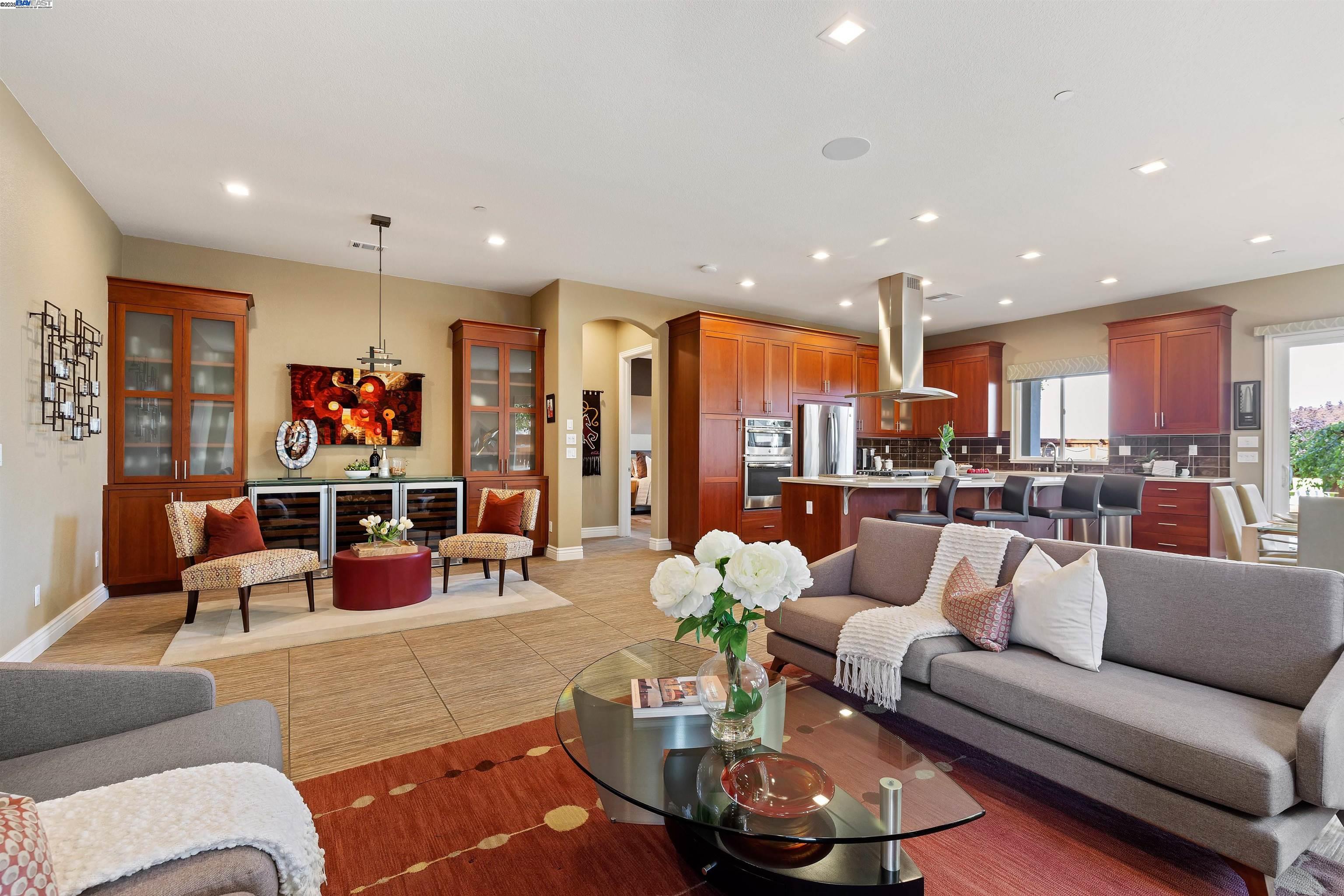 Detail Gallery Image 12 of 58 For 1835 Riesling Cir, Brentwood,  CA 94513 - 2 Beds | 2 Baths
