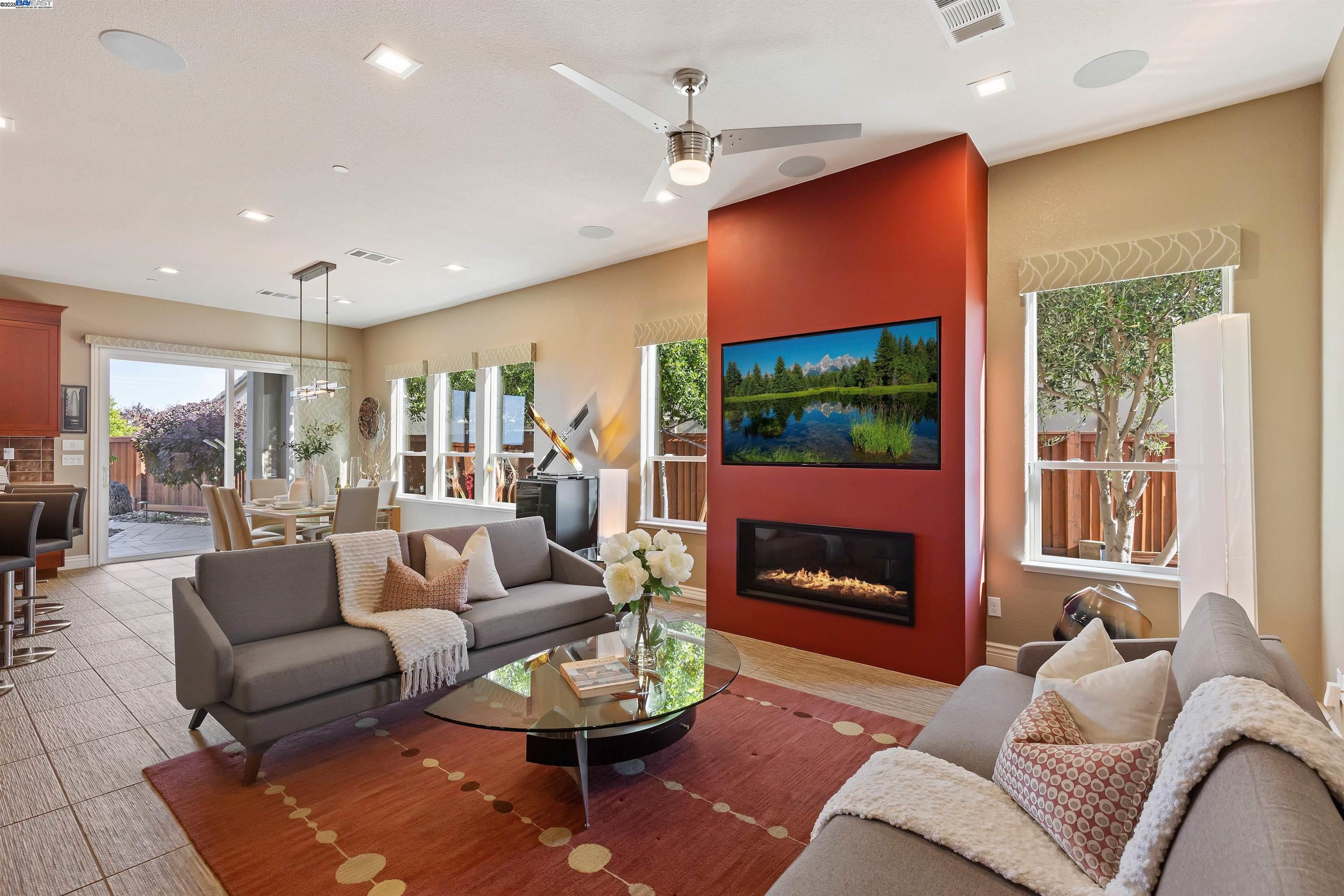 Detail Gallery Image 14 of 58 For 1835 Riesling Cir, Brentwood,  CA 94513 - 2 Beds | 2 Baths
