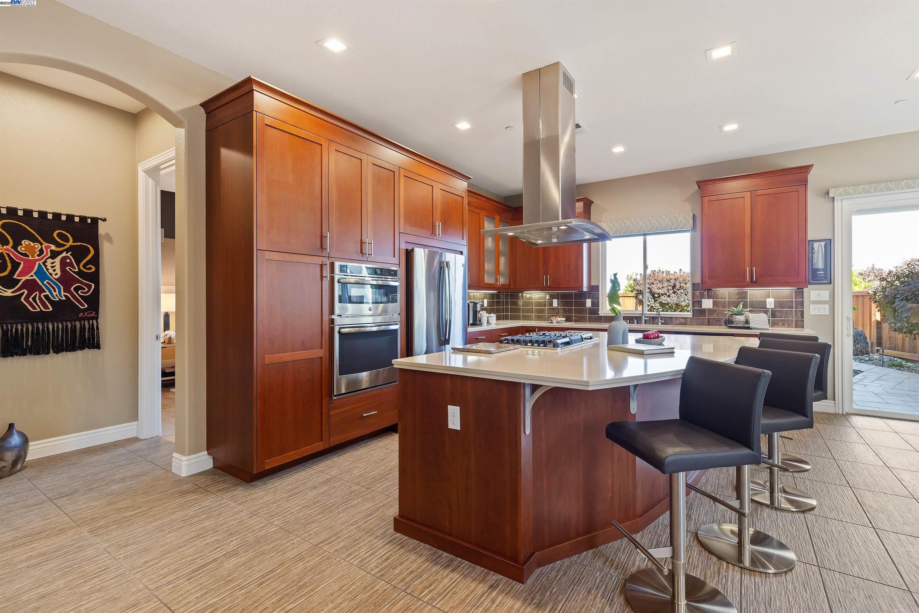 Detail Gallery Image 16 of 58 For 1835 Riesling Cir, Brentwood,  CA 94513 - 2 Beds | 2 Baths