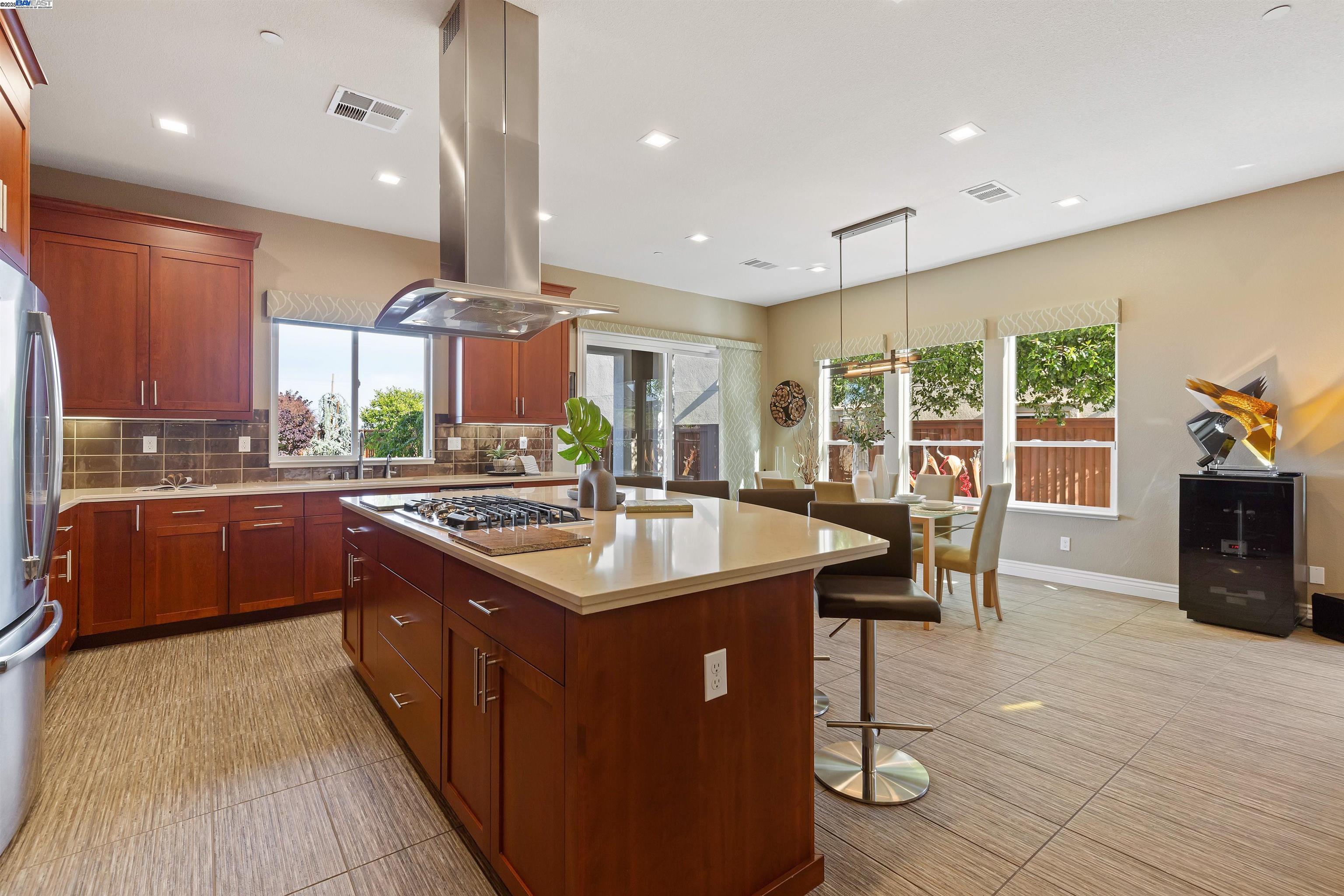 Detail Gallery Image 20 of 58 For 1835 Riesling Cir, Brentwood,  CA 94513 - 2 Beds | 2 Baths