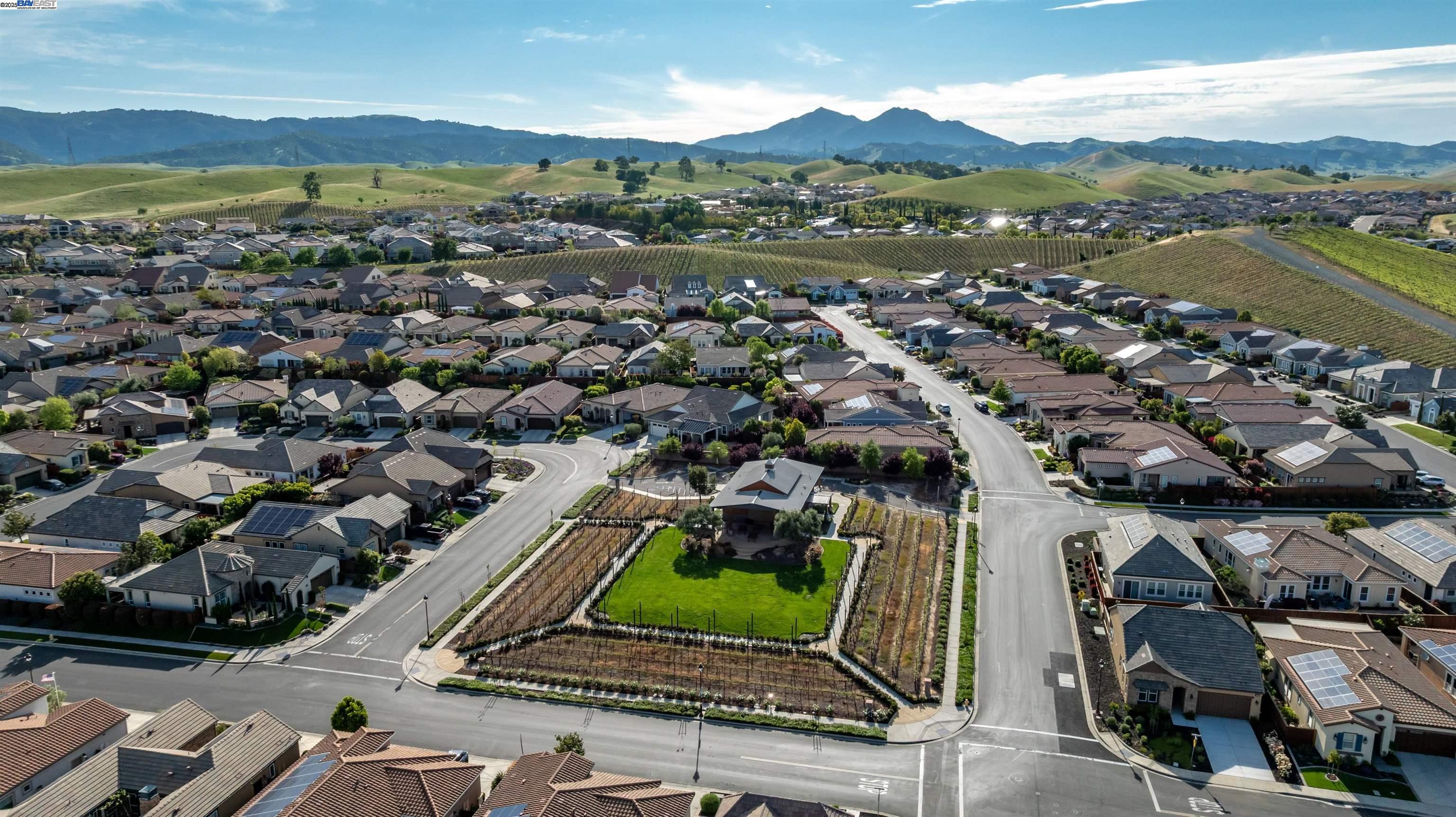 Detail Gallery Image 45 of 58 For 1835 Riesling Cir, Brentwood,  CA 94513 - 2 Beds | 2 Baths