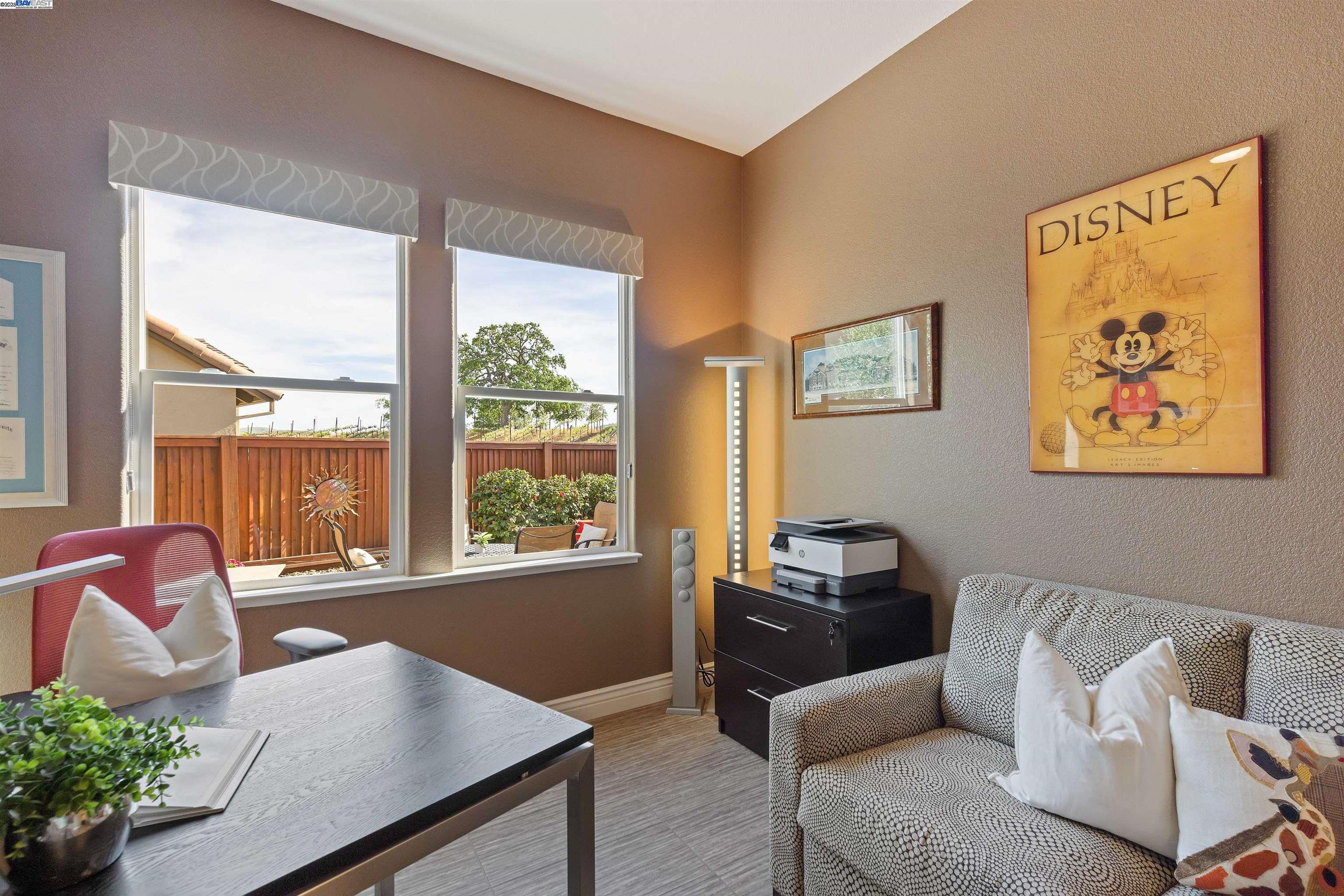 Detail Gallery Image 8 of 58 For 1835 Riesling Cir, Brentwood,  CA 94513 - 2 Beds | 2 Baths