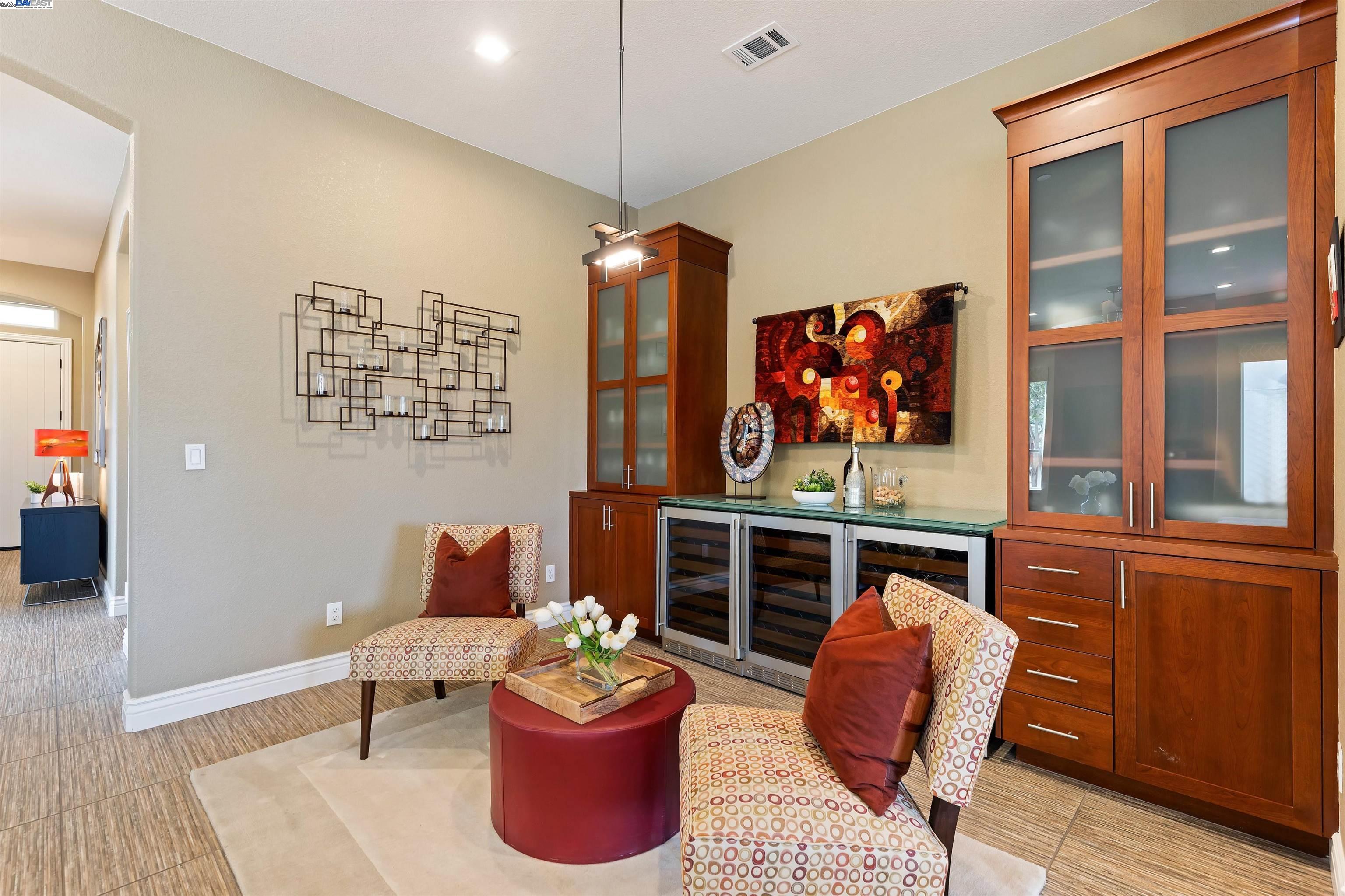 Detail Gallery Image 10 of 58 For 1835 Riesling Cir, Brentwood,  CA 94513 - 2 Beds | 2 Baths