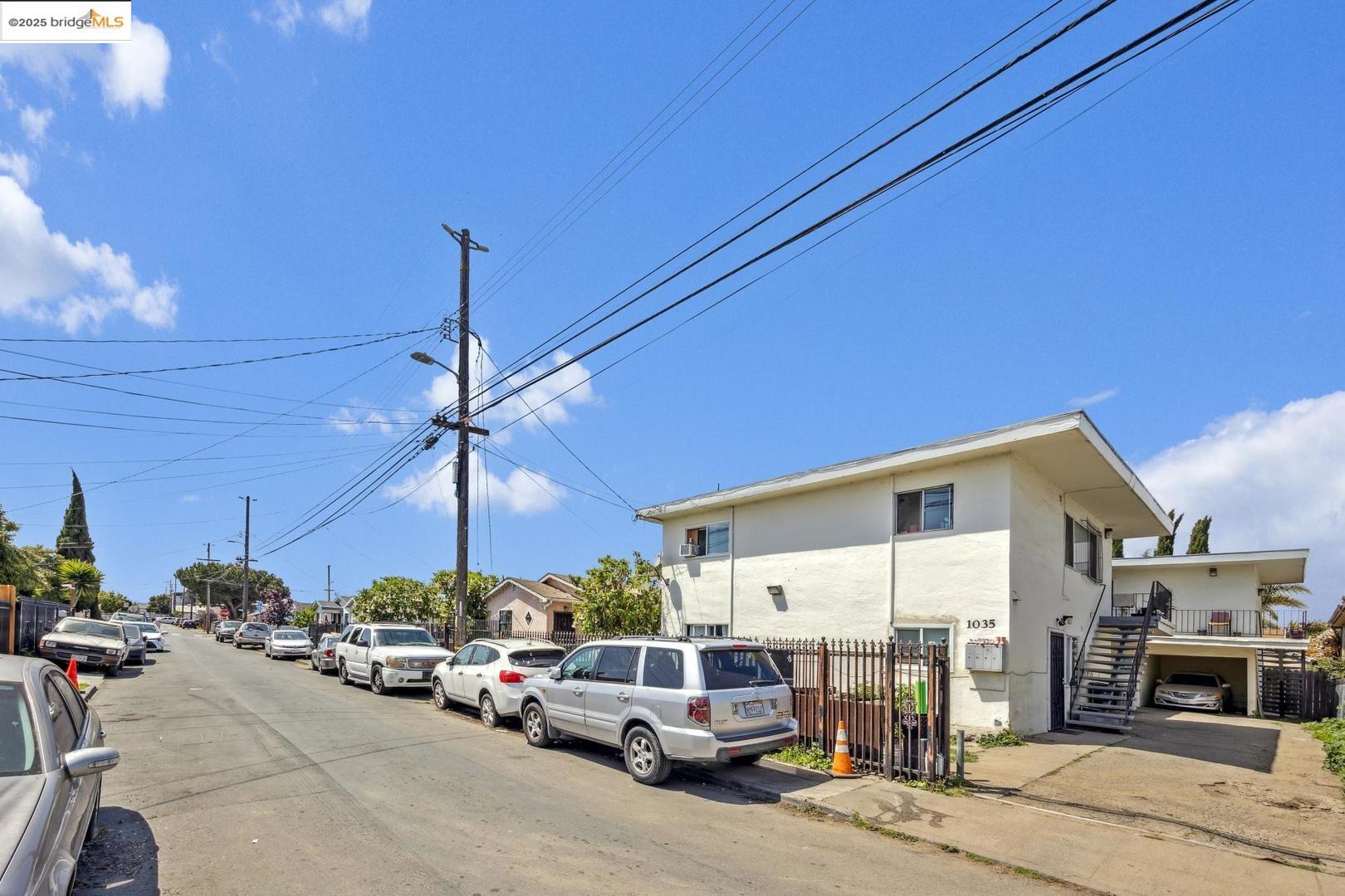 Detail Gallery Image 2 of 9 For 1035 76th Ave, Oakland,  CA 94621 - – Beds | – Baths