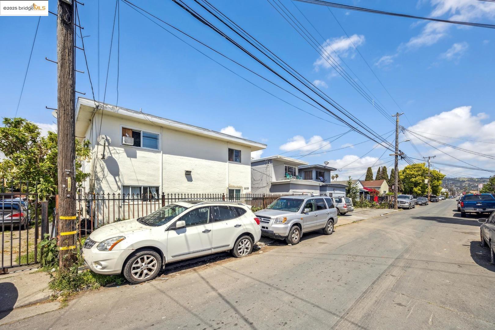 Detail Gallery Image 3 of 9 For 1035 76th Ave, Oakland,  CA 94621 - – Beds | – Baths