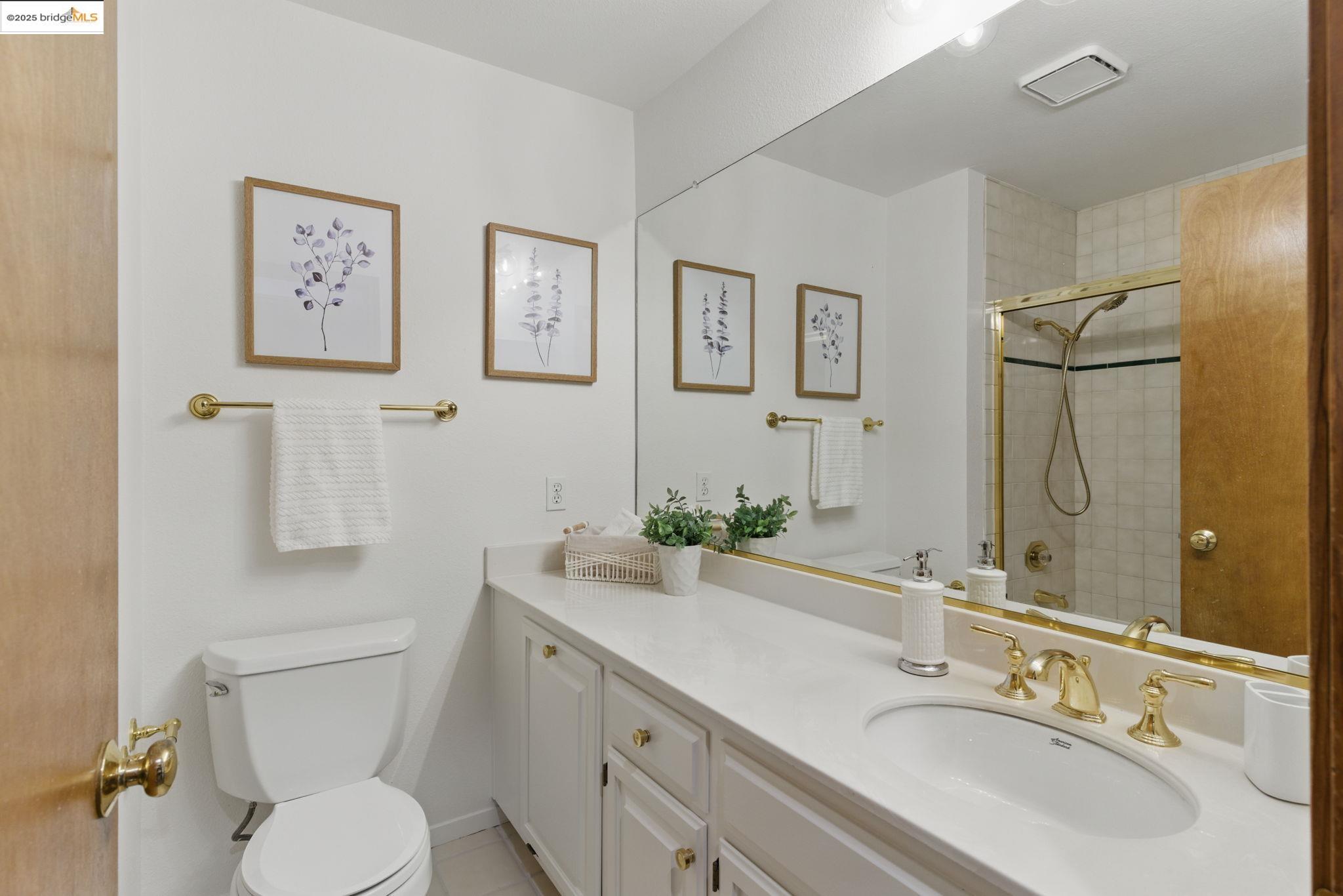 Photo #36: 41093344 Listing: Photo #36