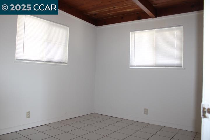 Detail Gallery Image 12 of 20 For 527 Vaqueros Ave #B,  Rodeo,  CA 94572 - 2 Beds | 1 Baths